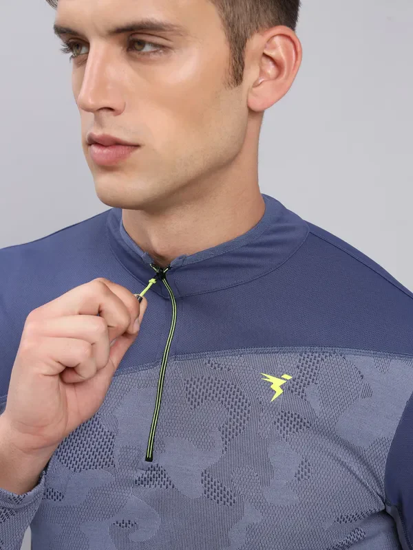 Men Jacquard Slim Fit Mock Neck T-shirt with TECHNO COOL+ - Image 3