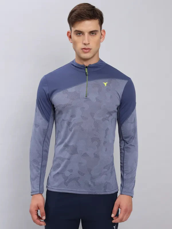 Men Jacquard Slim Fit Mock Neck T-shirt with TECHNO COOL+ - Image 4