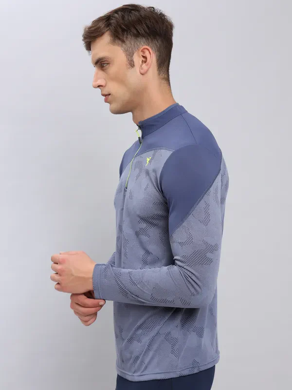 Men Jacquard Slim Fit Mock Neck T-shirt with TECHNO COOL+ - Image 7