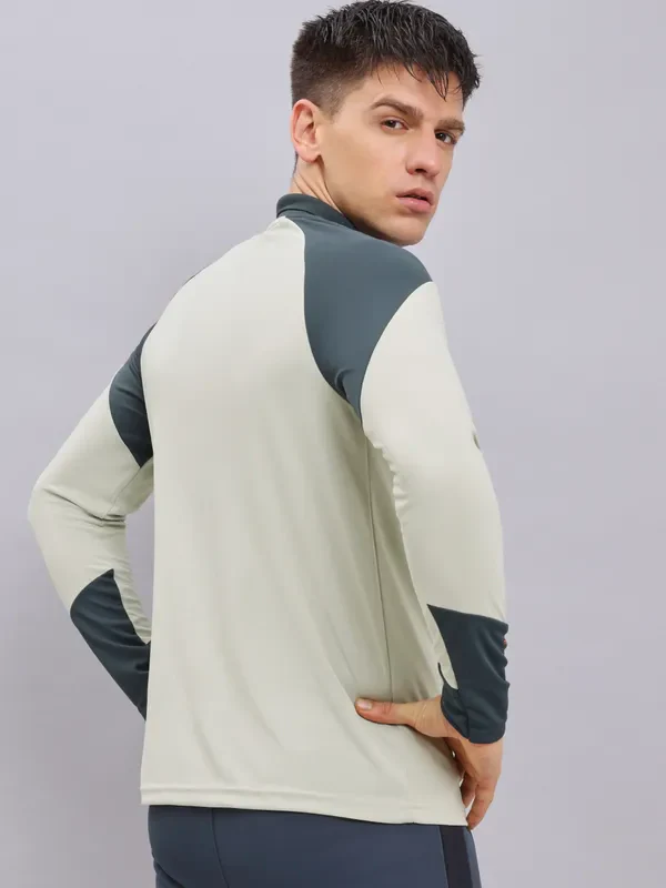 Men Colorblock Slim Fit Polo T-shirt with TECHNO COOL+ - Image 4