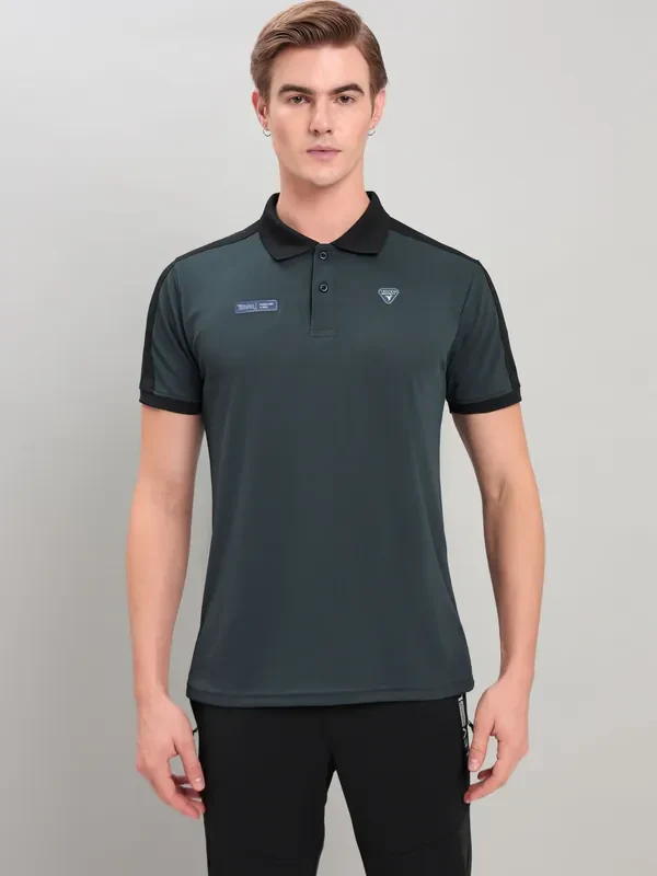 Men Colorblock Slim Fit Polo T-shirt with TECHNO COOL+ - Image 3