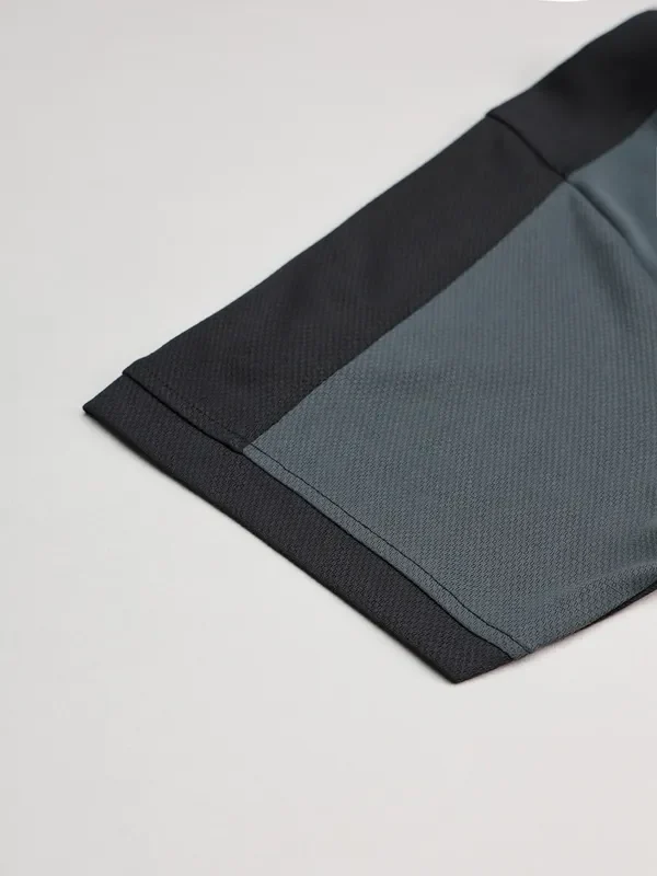 Men Colorblock Slim Fit Polo T-shirt with TECHNO COOL+ - Image 8