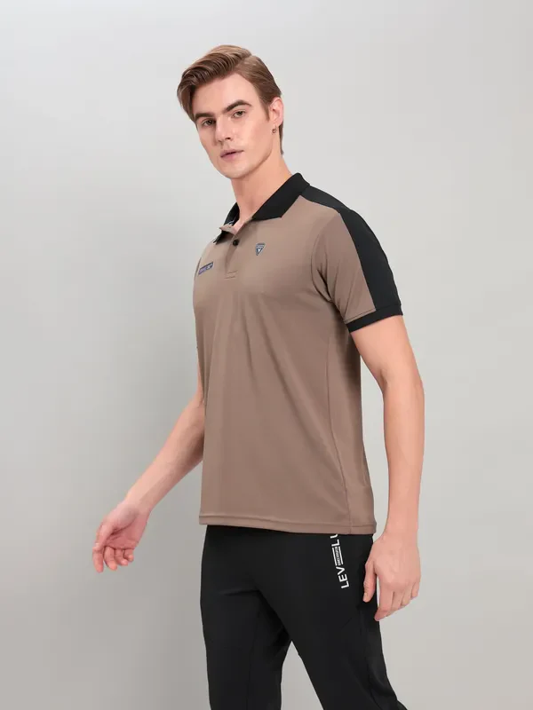 Men Colorblock Slim Fit Polo T-shirt with TECHNO COOL+ - Image 4