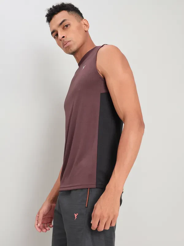 Men Solid Slim Fit Crew Neck Innerwear Vest with TECHNO COOL+ - Image 4