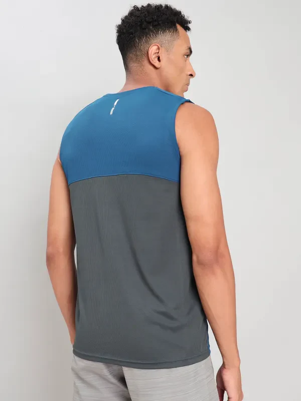 Men Solid Slim Fit Crew Neck Innerwear Vest with TECHNO COOL+ - Image 3