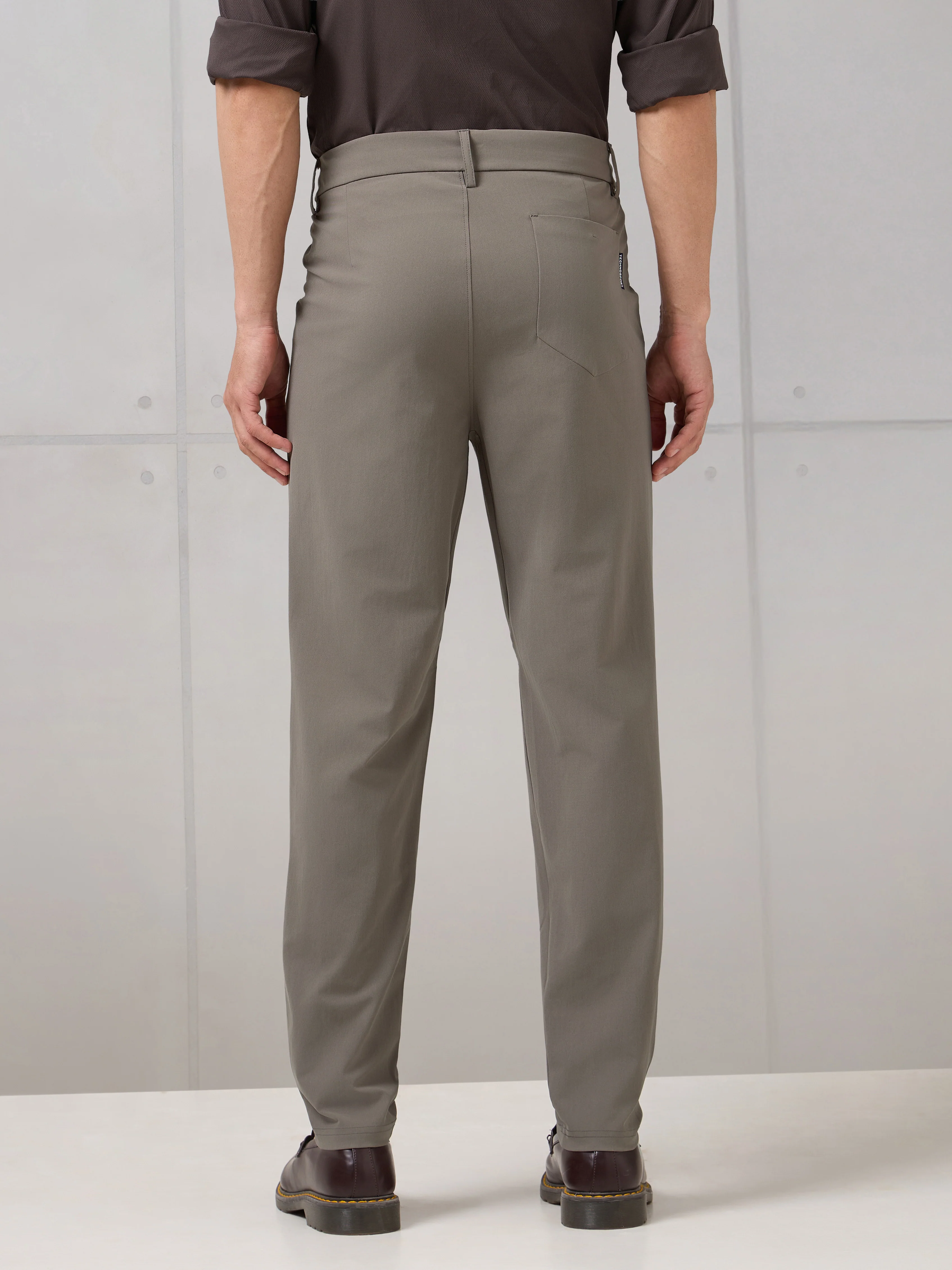 Men Semi-Formal Solid Straight Fit Trousers Pants with DURACOOL+ - Image 3