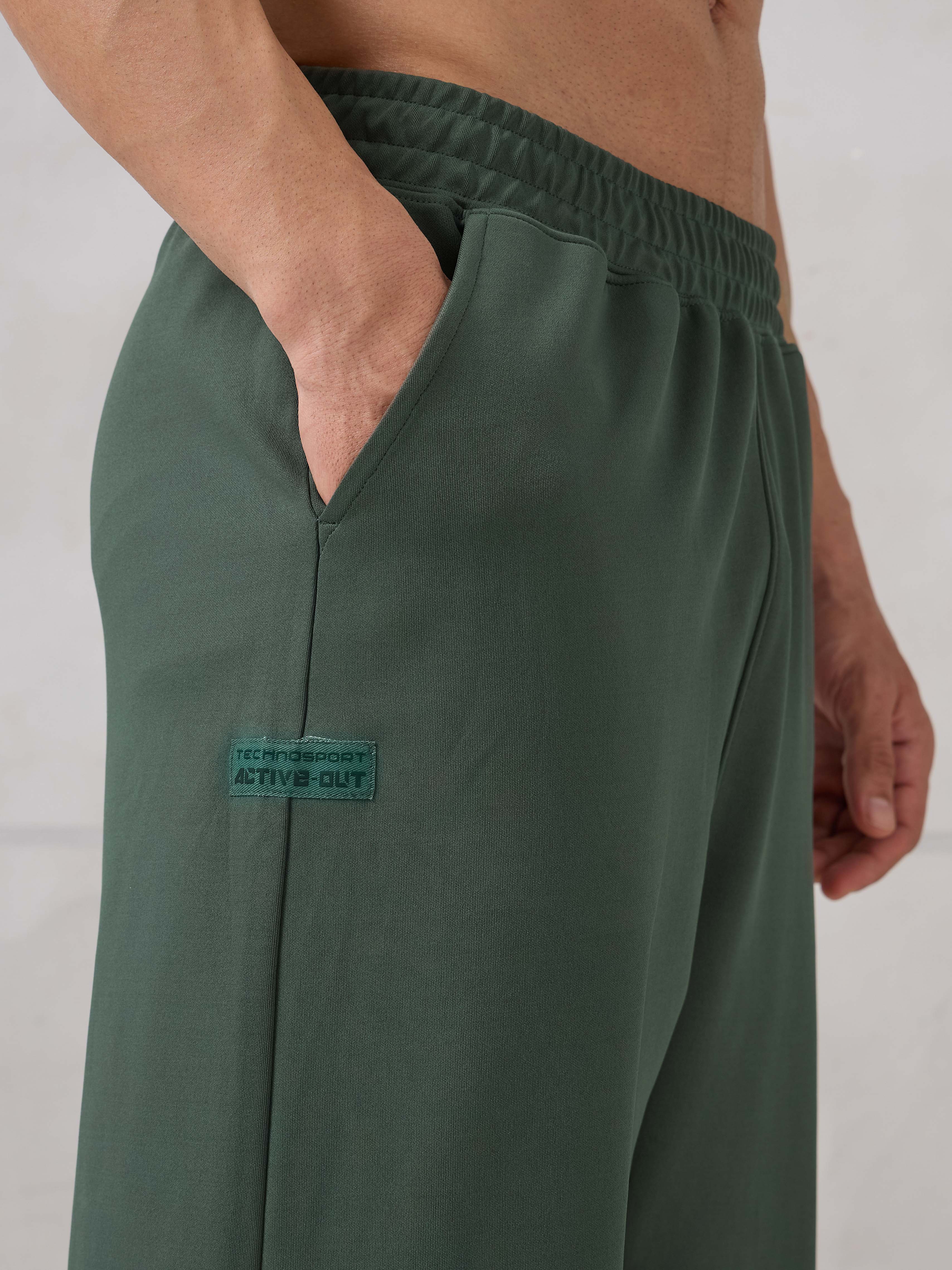 Men Baggy Fit Active Out Trackpants with ELASTOPLUS - Image 7
