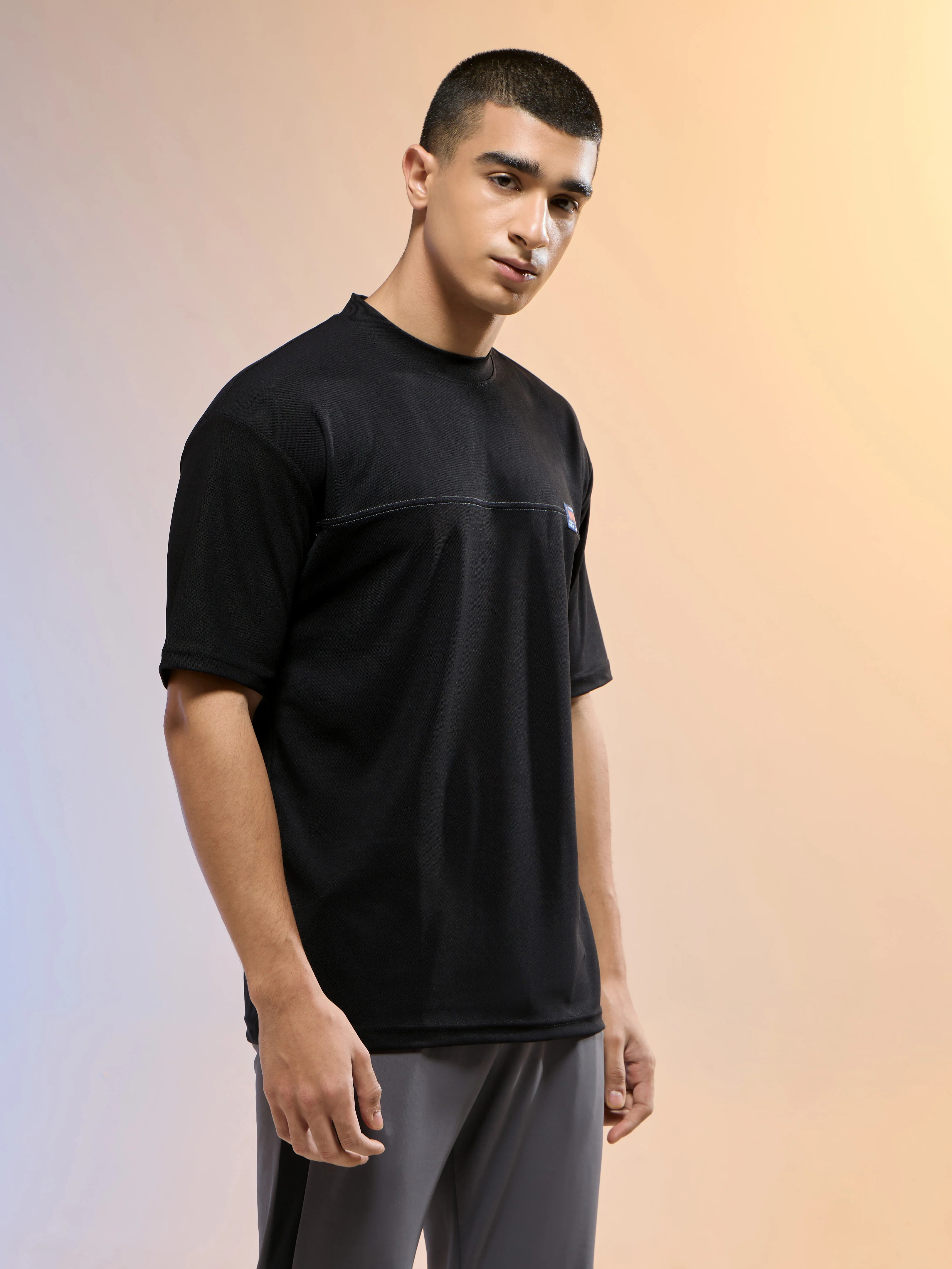 Men Solid Oversized Round Neck Sports T-shirt with MATPIQ - Image 4