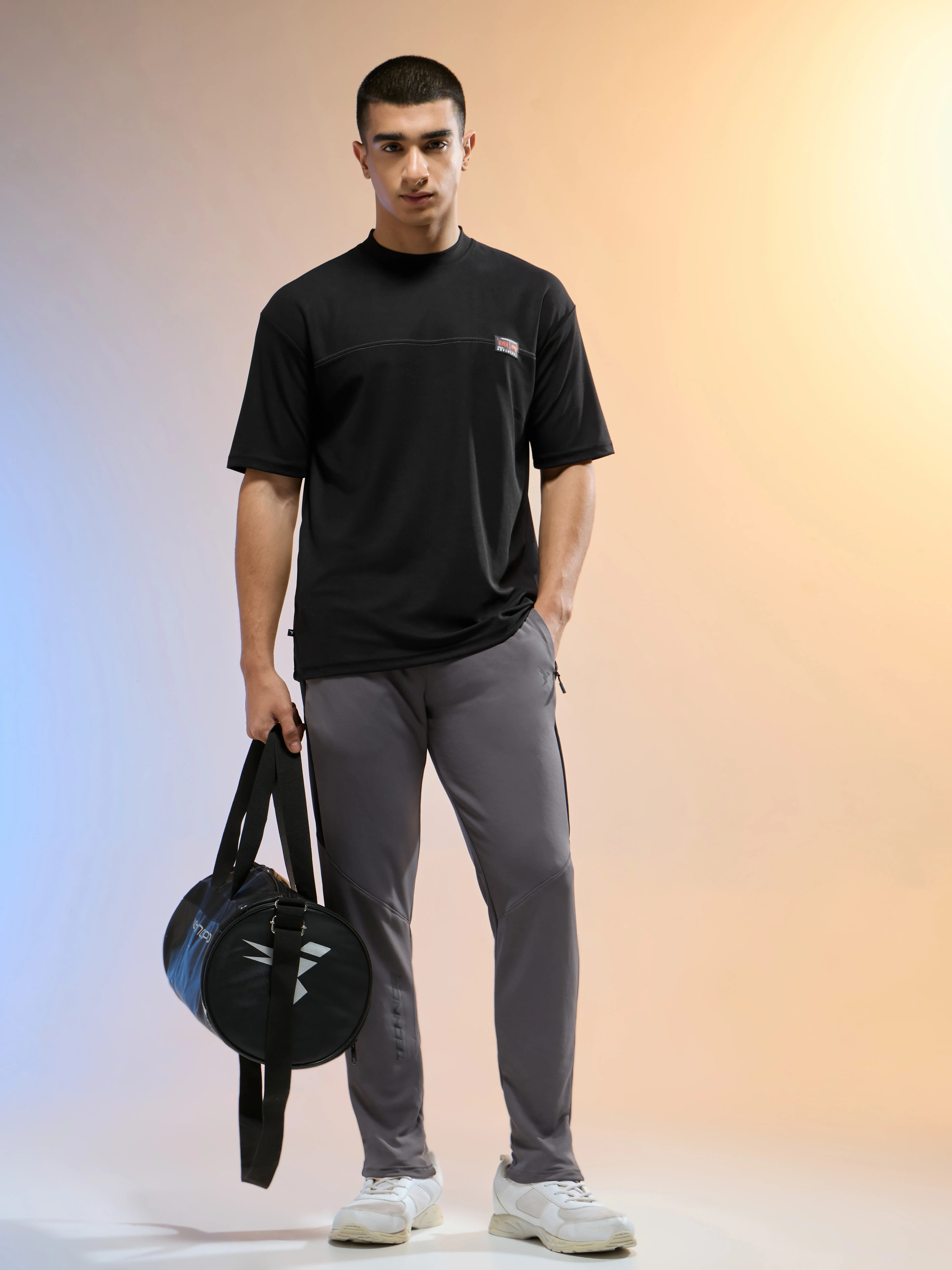 Men Solid Oversized Round Neck Sports T-shirt with MATPIQ - Image 5