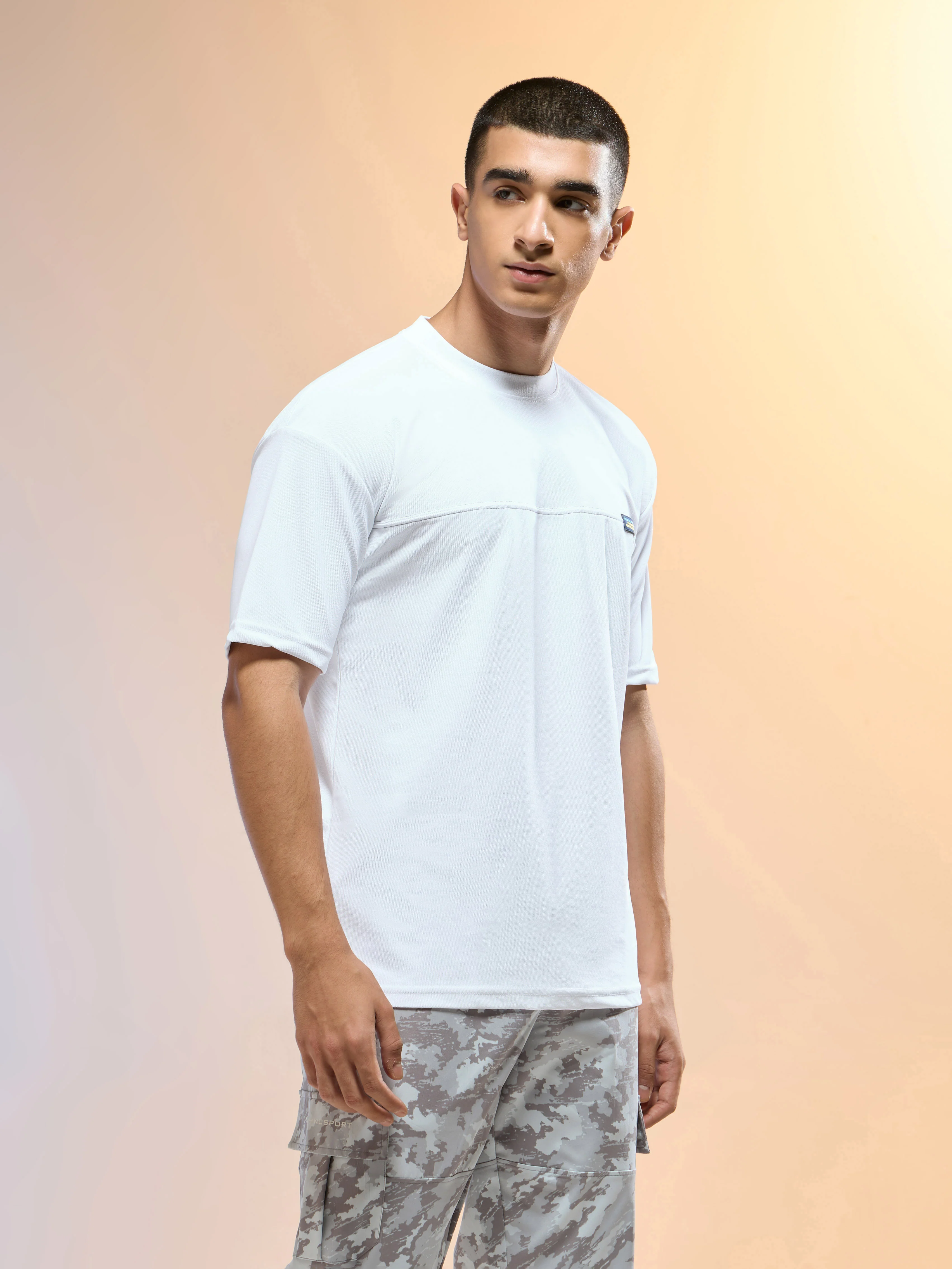 Men Solid Oversized Round Neck Sports T-shirt with MATPIQ - Image 4