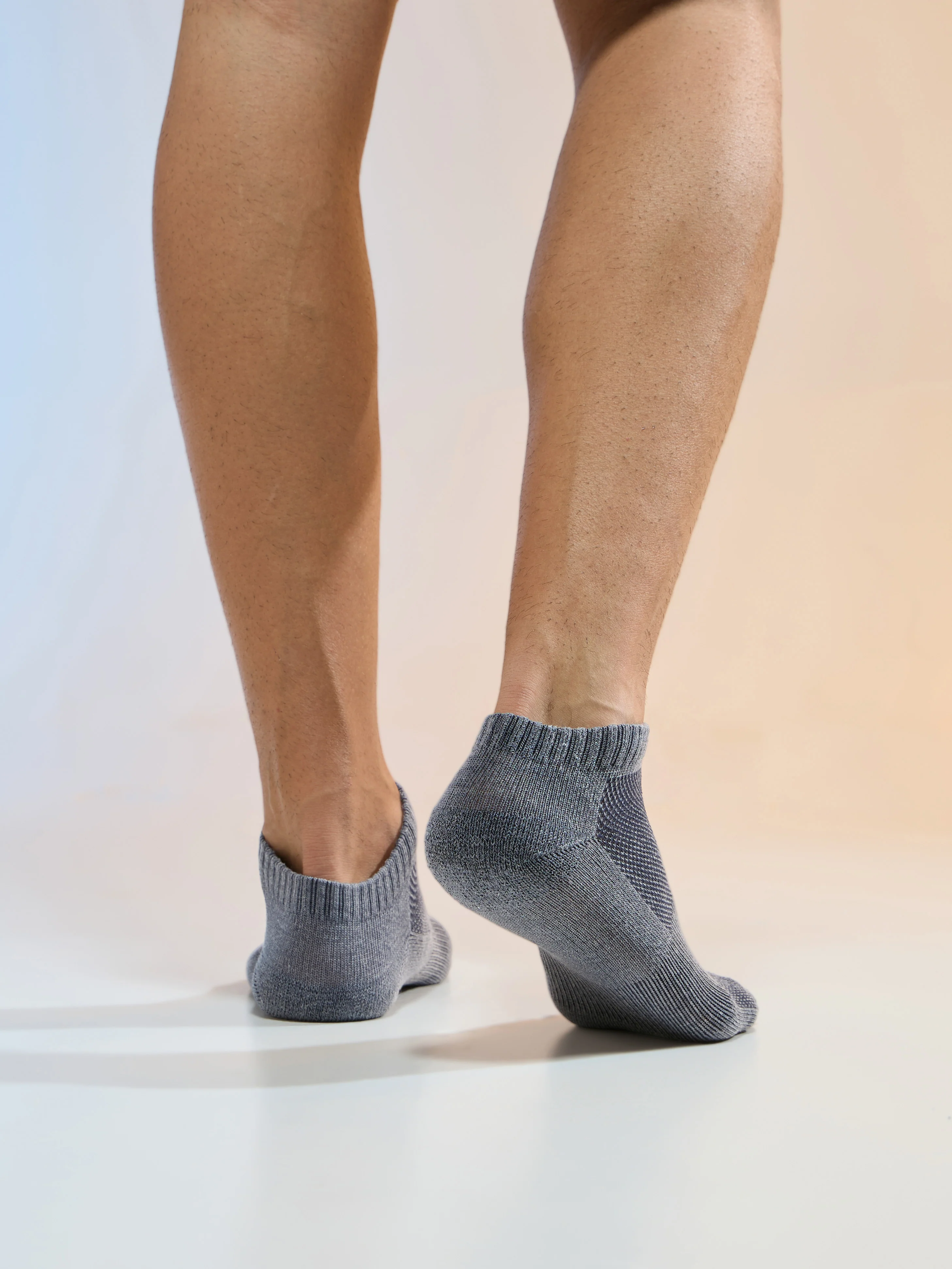 Men Solid Pack of 3 Socks with VENTMESH - Image 6
