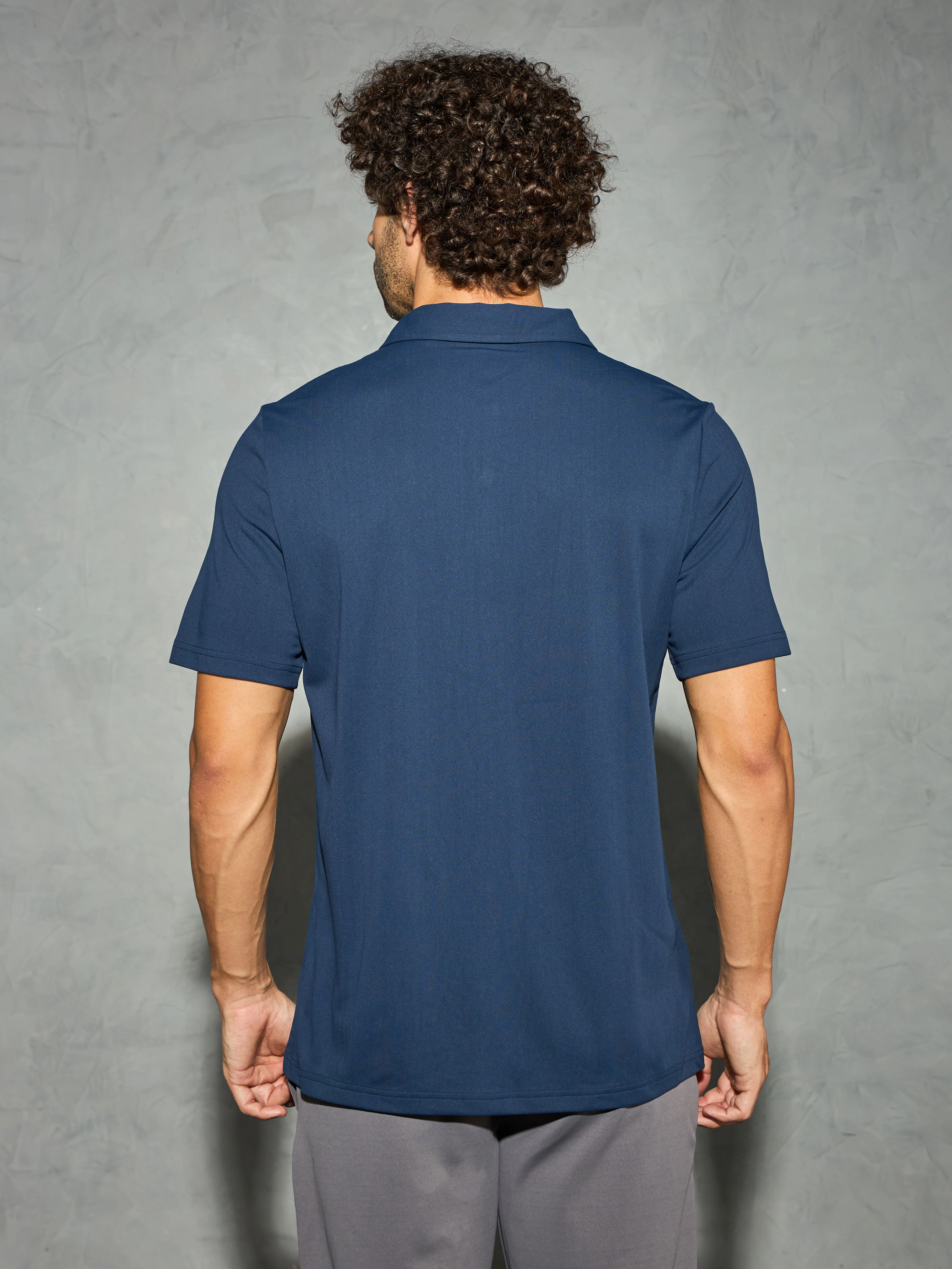 Men Solid Regular Fit Spread Collar Shirt with TECHNO COOL+ - Image 3