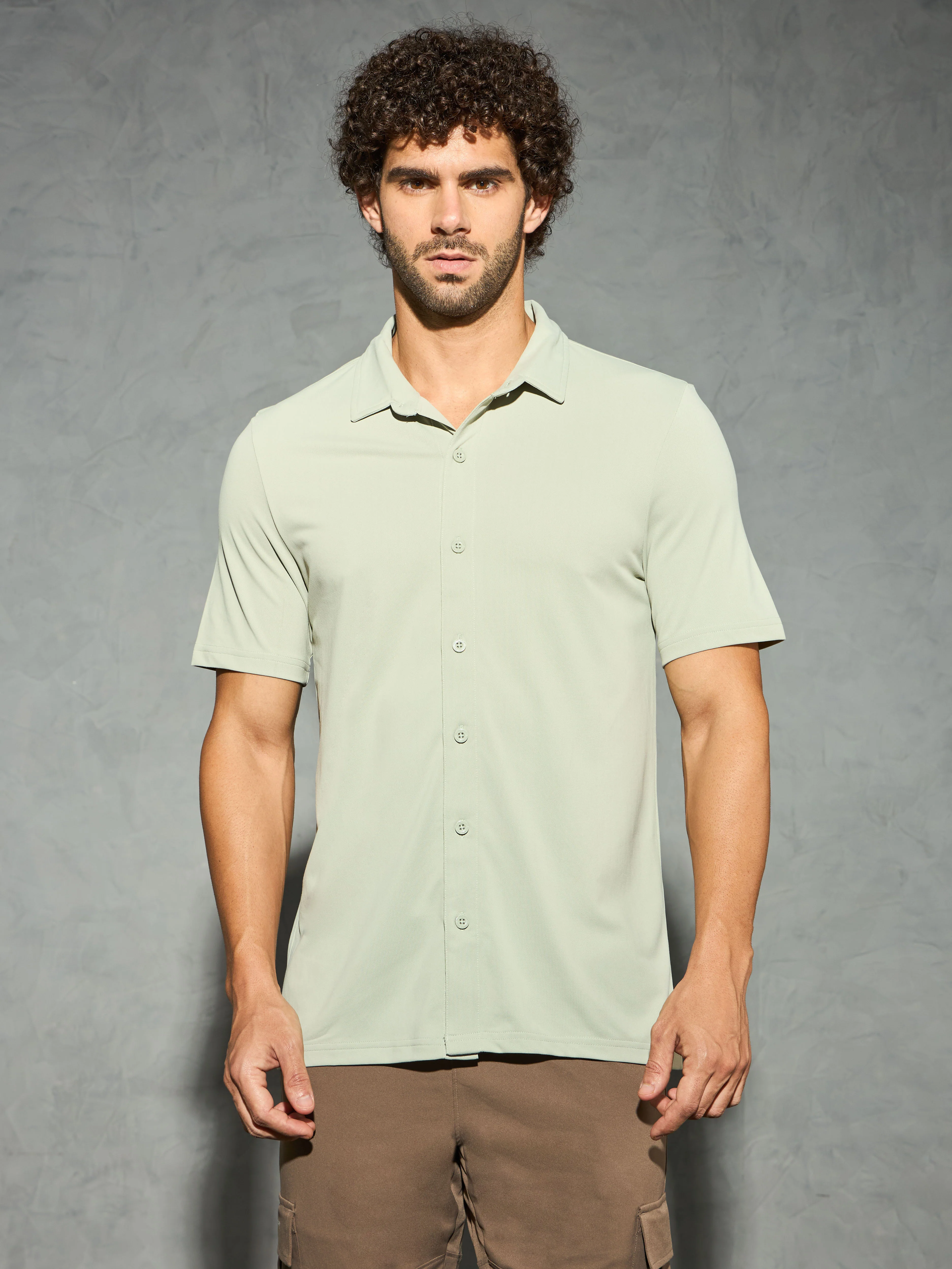 Men Solid Regular Fit Spread Collar Shirt with TECHNO COOL+ - Image 2