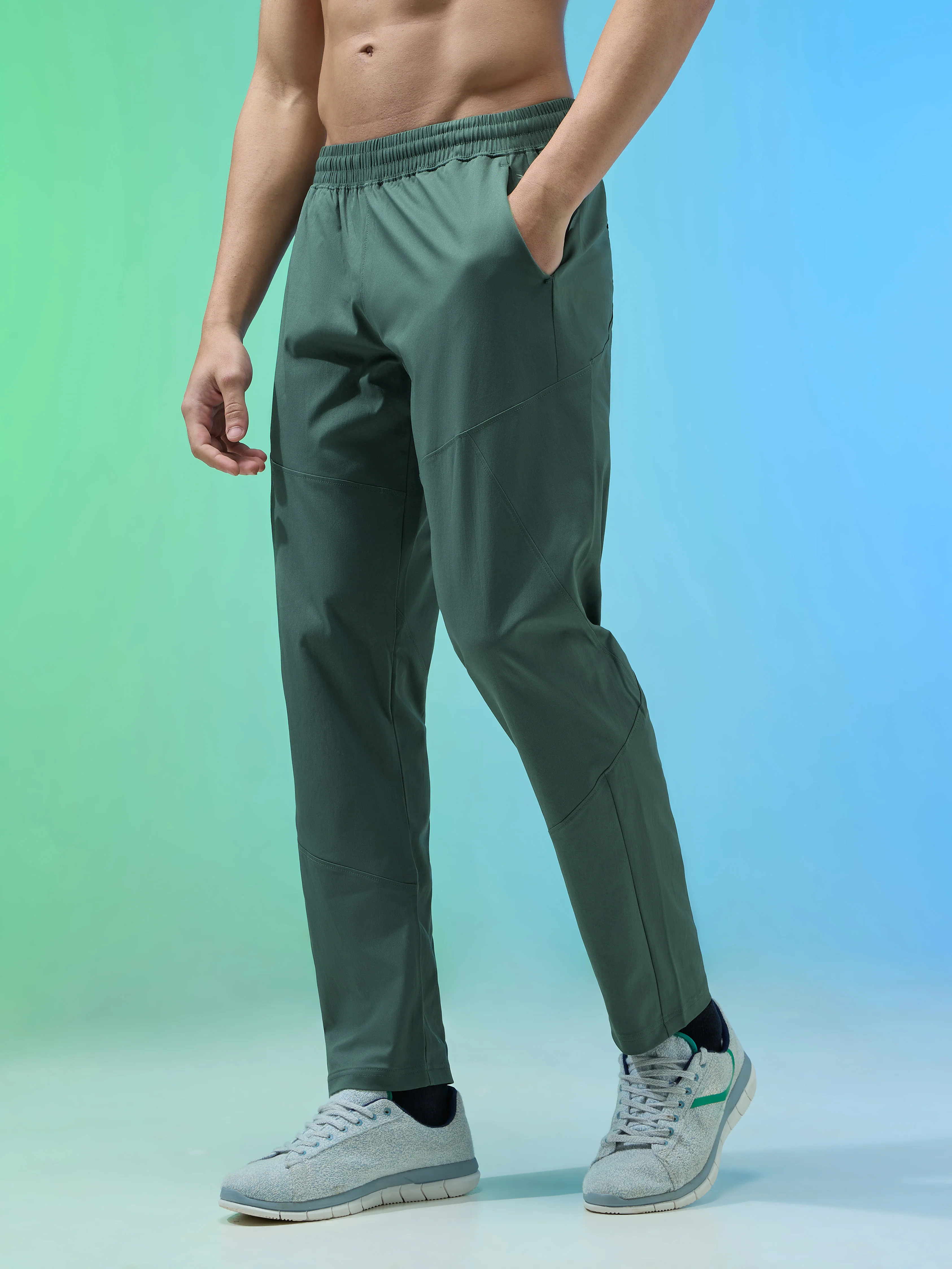Men Solid Regular Fit Trackpants with TS FLEXI - Image 4