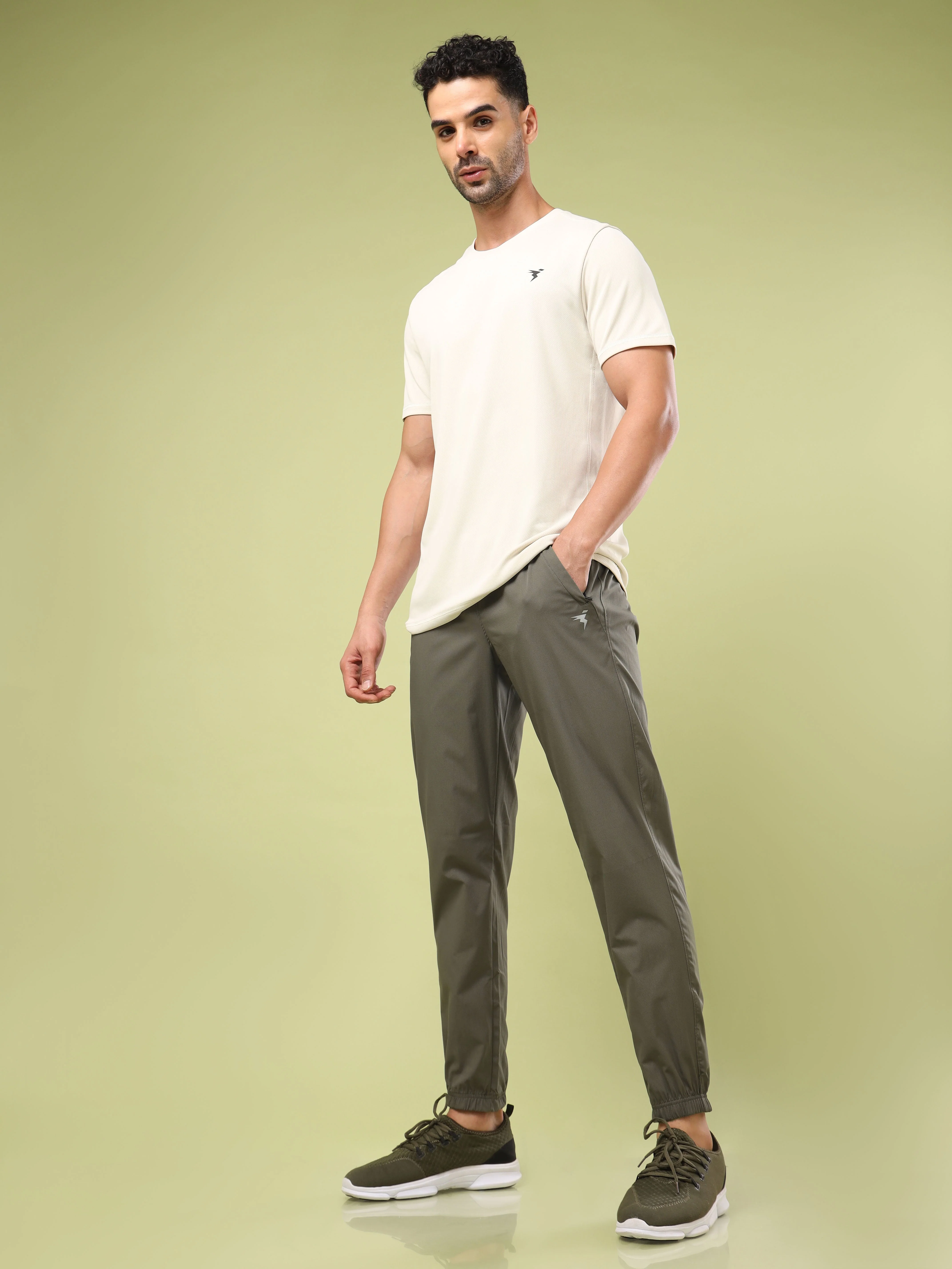 Men Solid Relax Fit Joggers with TECHNOLITE - Image 5
