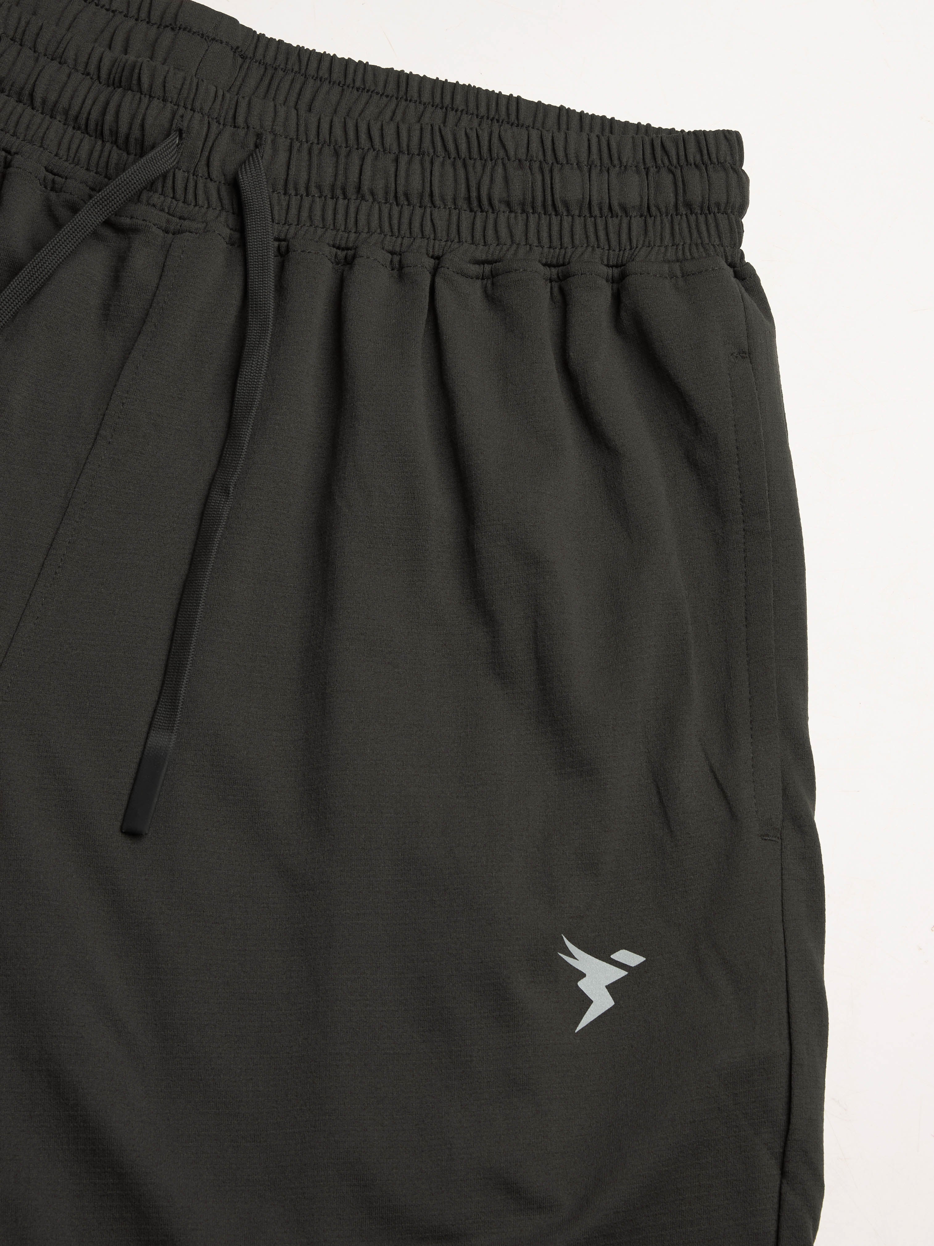 Men Solid Relax Fit Shorts with ELASTO LITE - Image 6