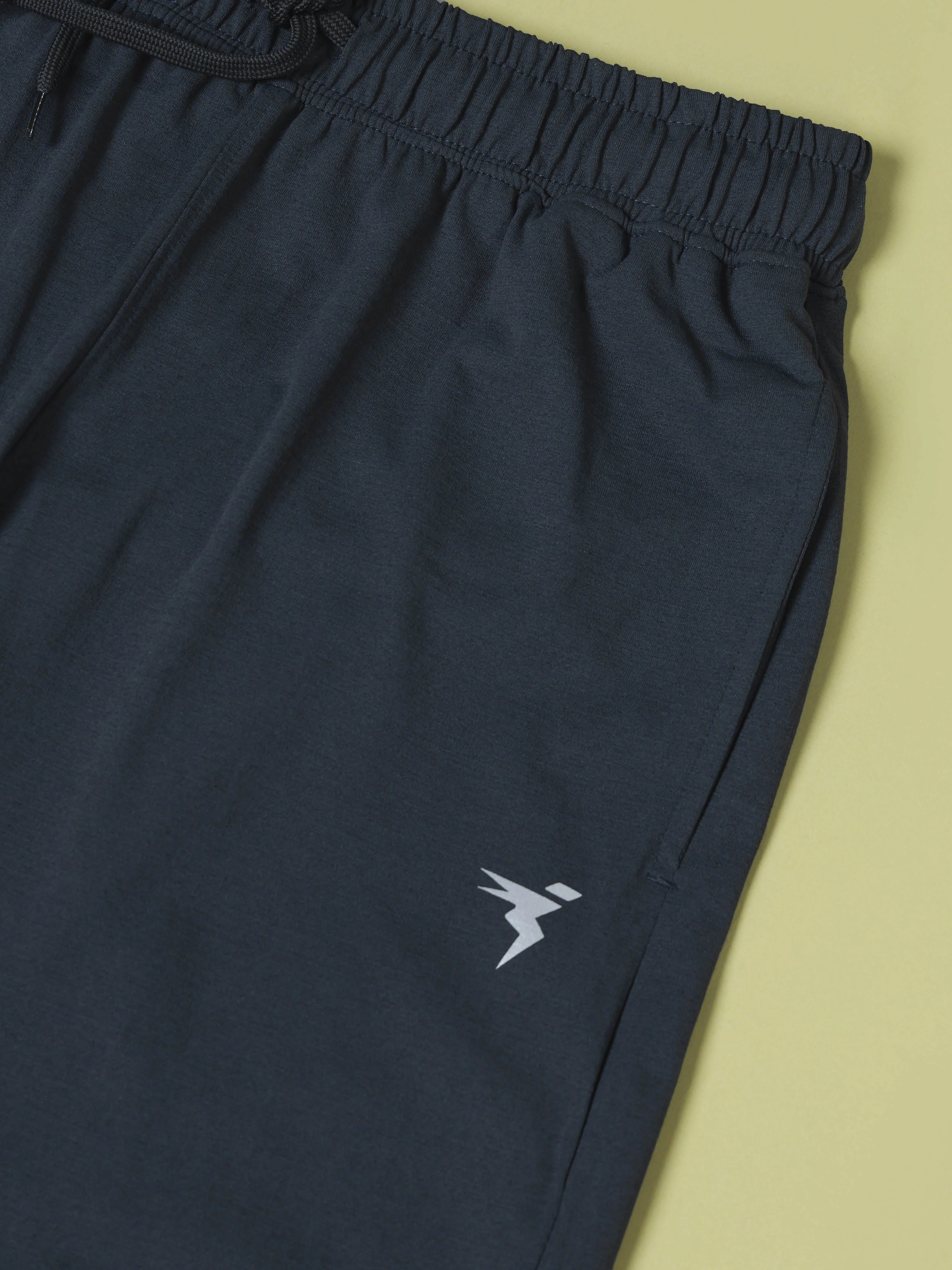 Men Solid Relax Fit Shorts with ELASTO LITE - Image 10