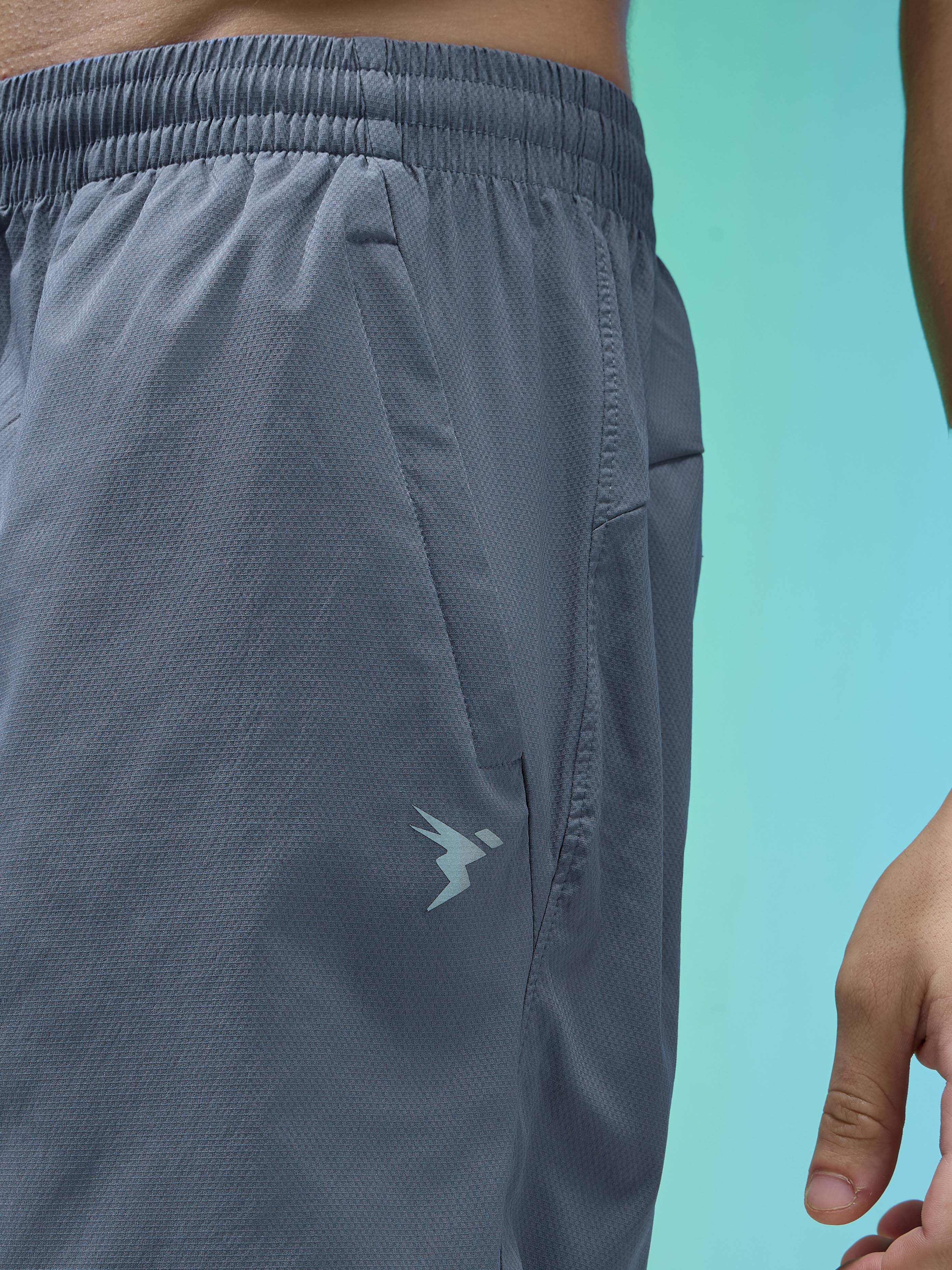 Men Solid Relax Fit Shorts with TECHNOLITE - Image 6