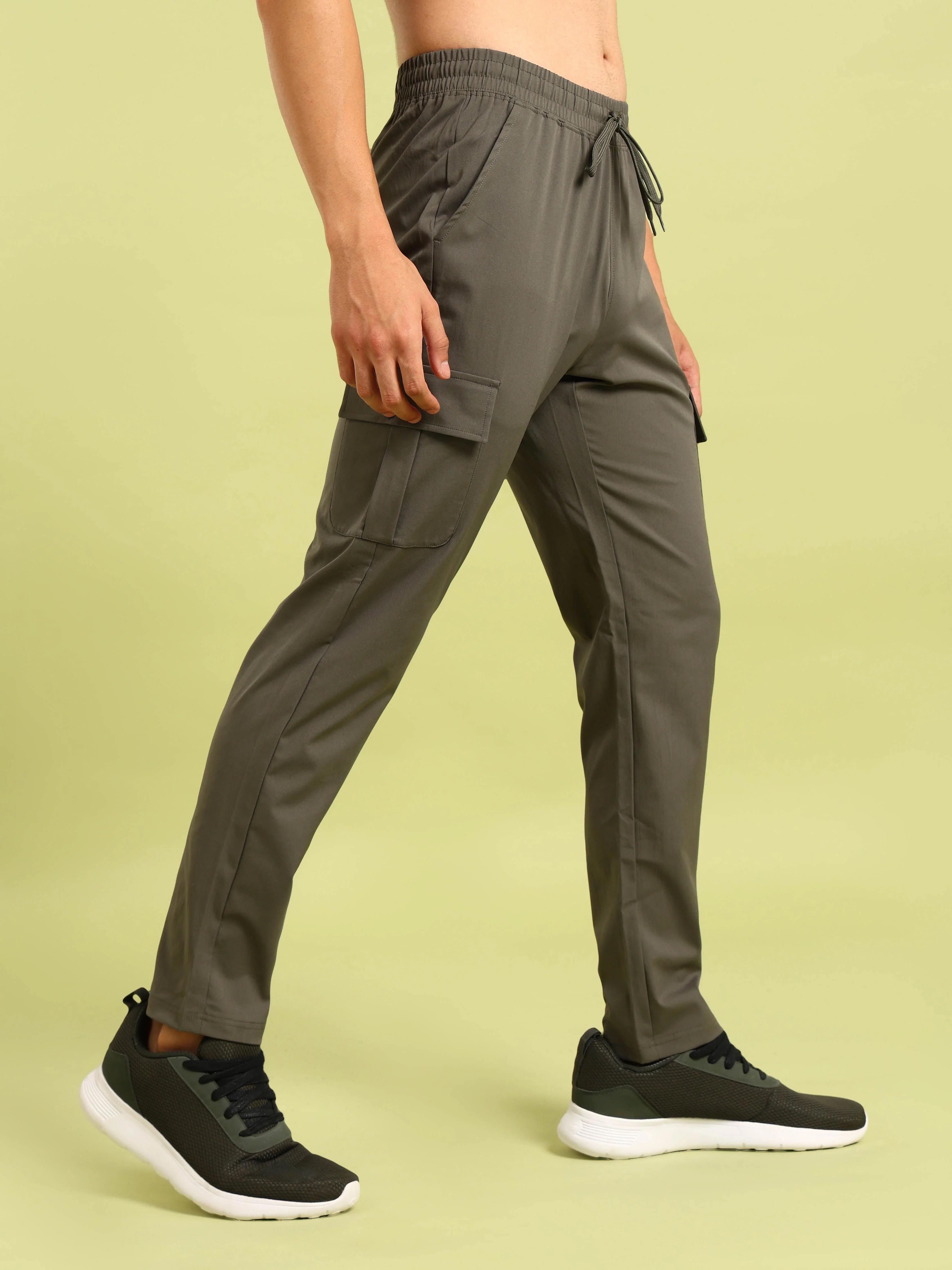 Men Solid Relax Fit Sports Cargo Trackpants with TS FLEXI - Image 3