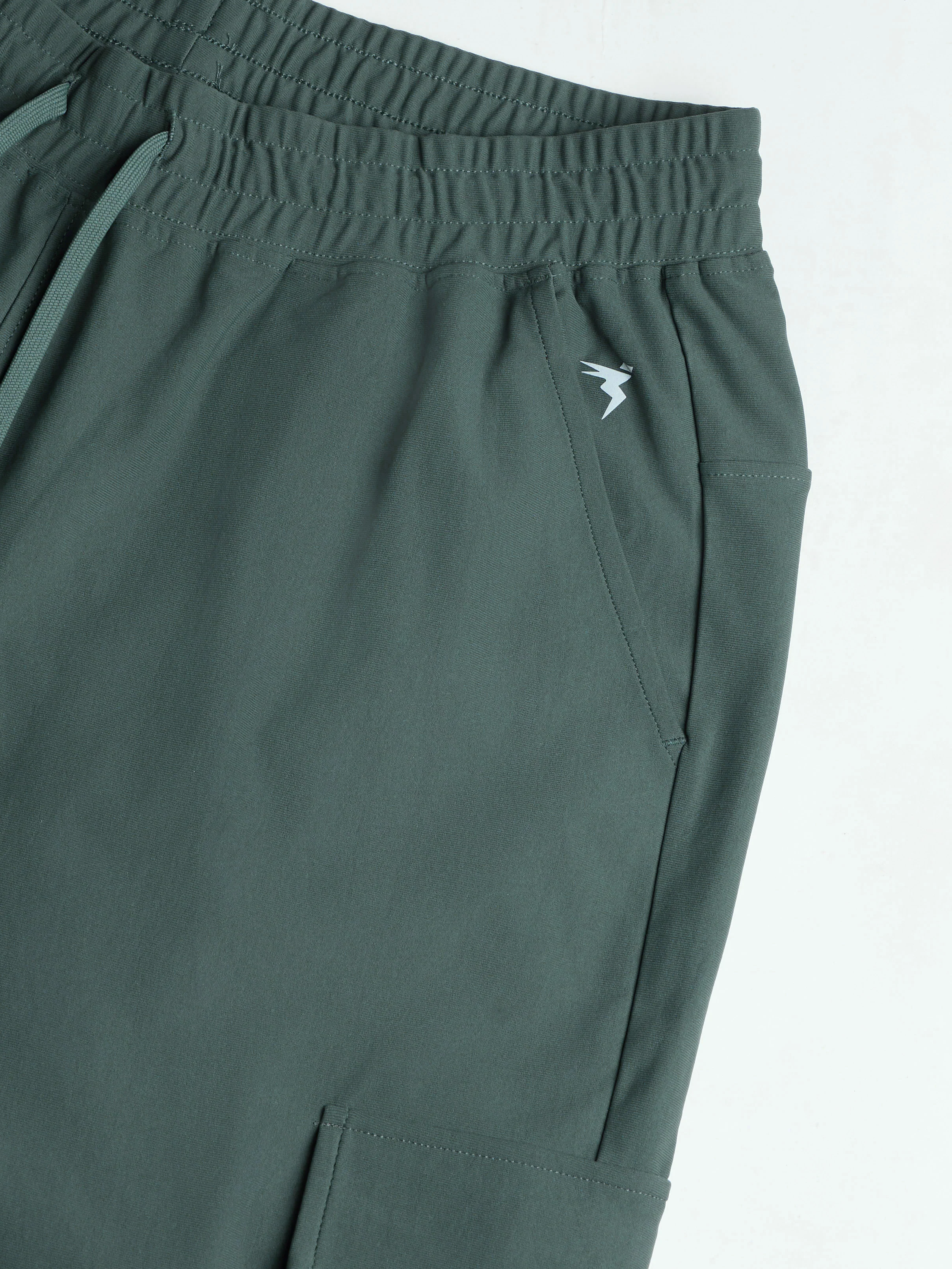 Men Solid Slim Fit Cargo Joggers with DURACOOL+ - Image 7