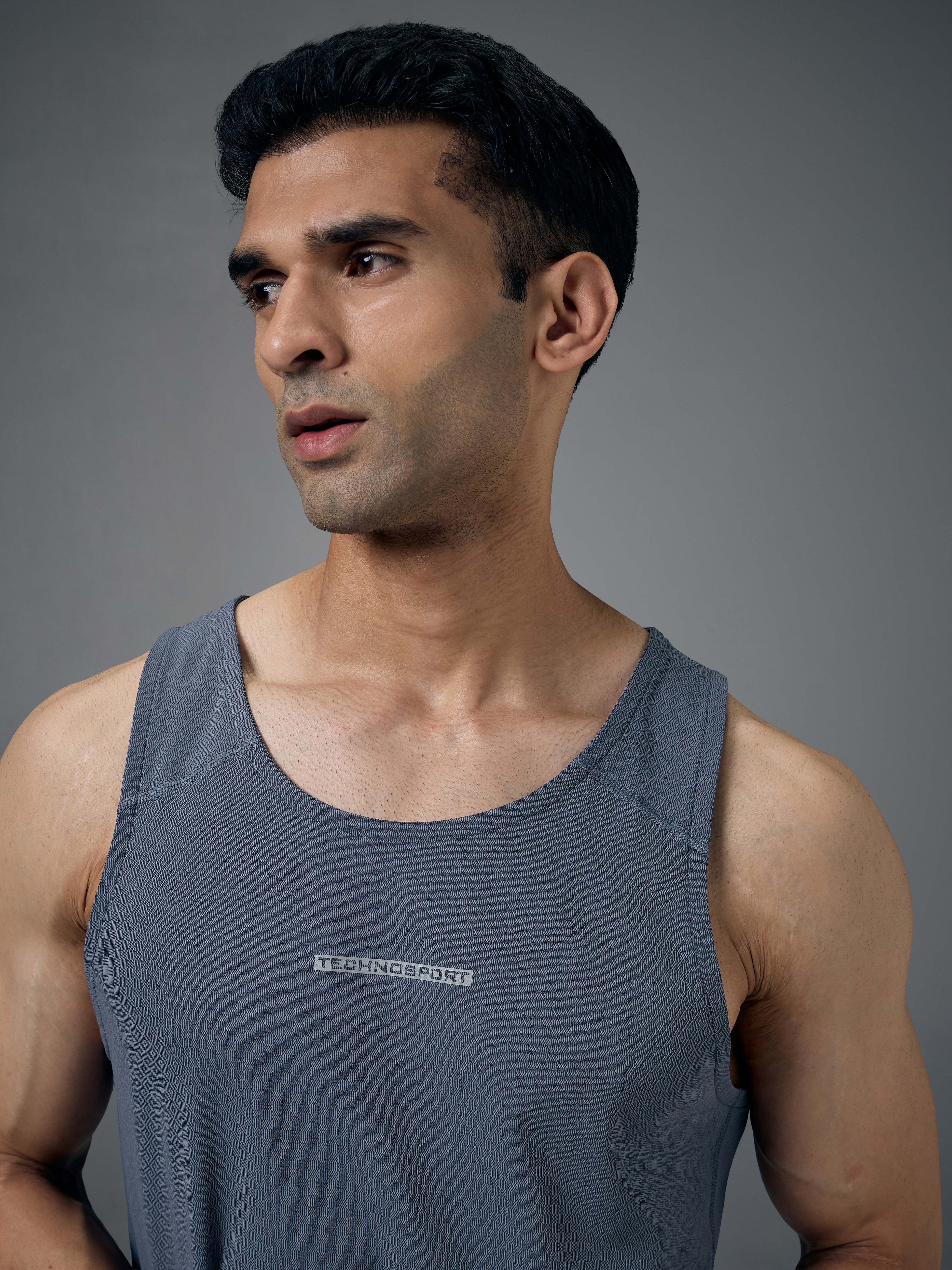 Men Jacquard Slim Fit Crew Neck Innerwear Vest with ELASTO LITE - Image 7