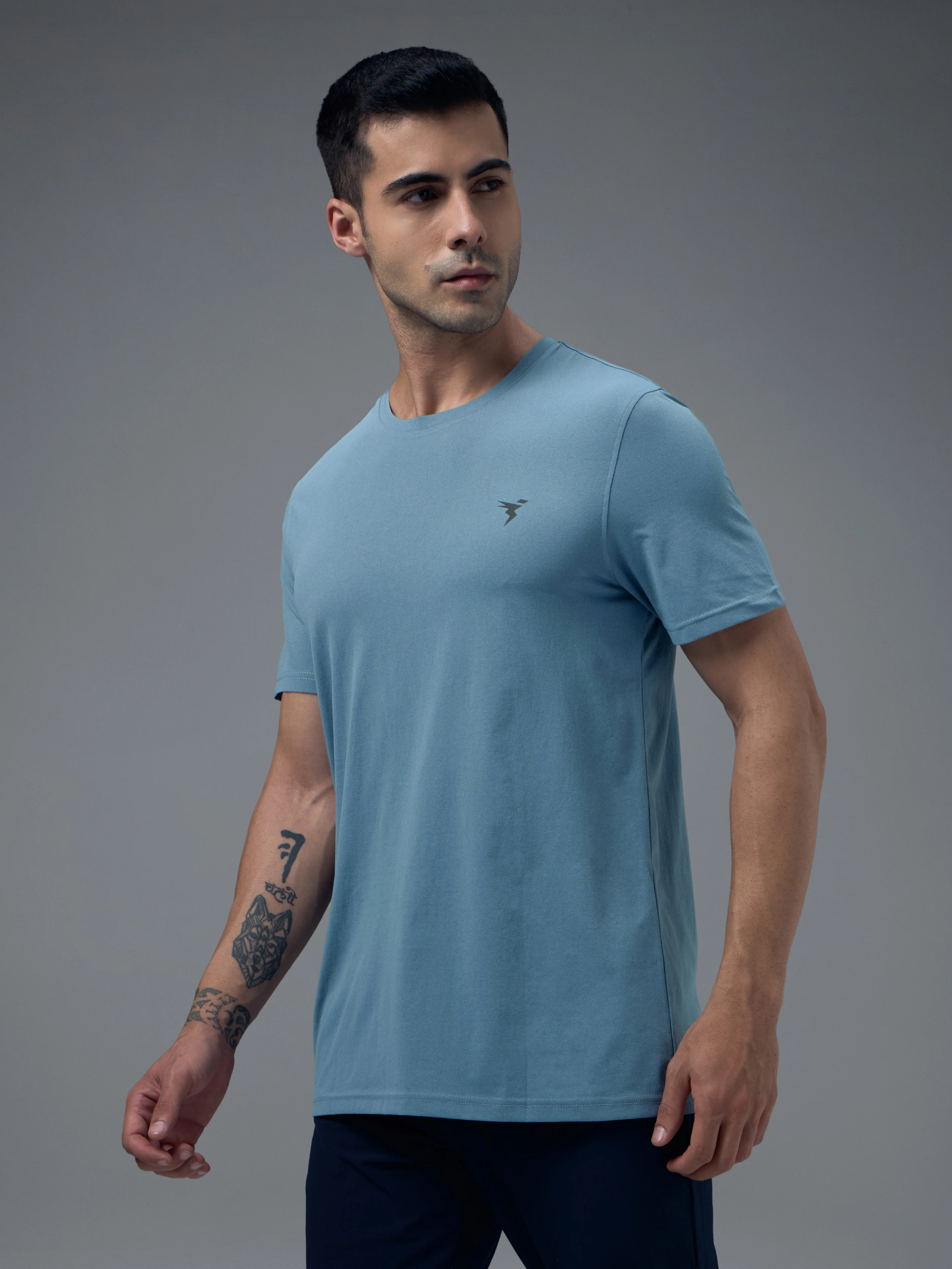 Men Solid Slim Fit Crew Neck T-shirt with COTFLEX - Image 4