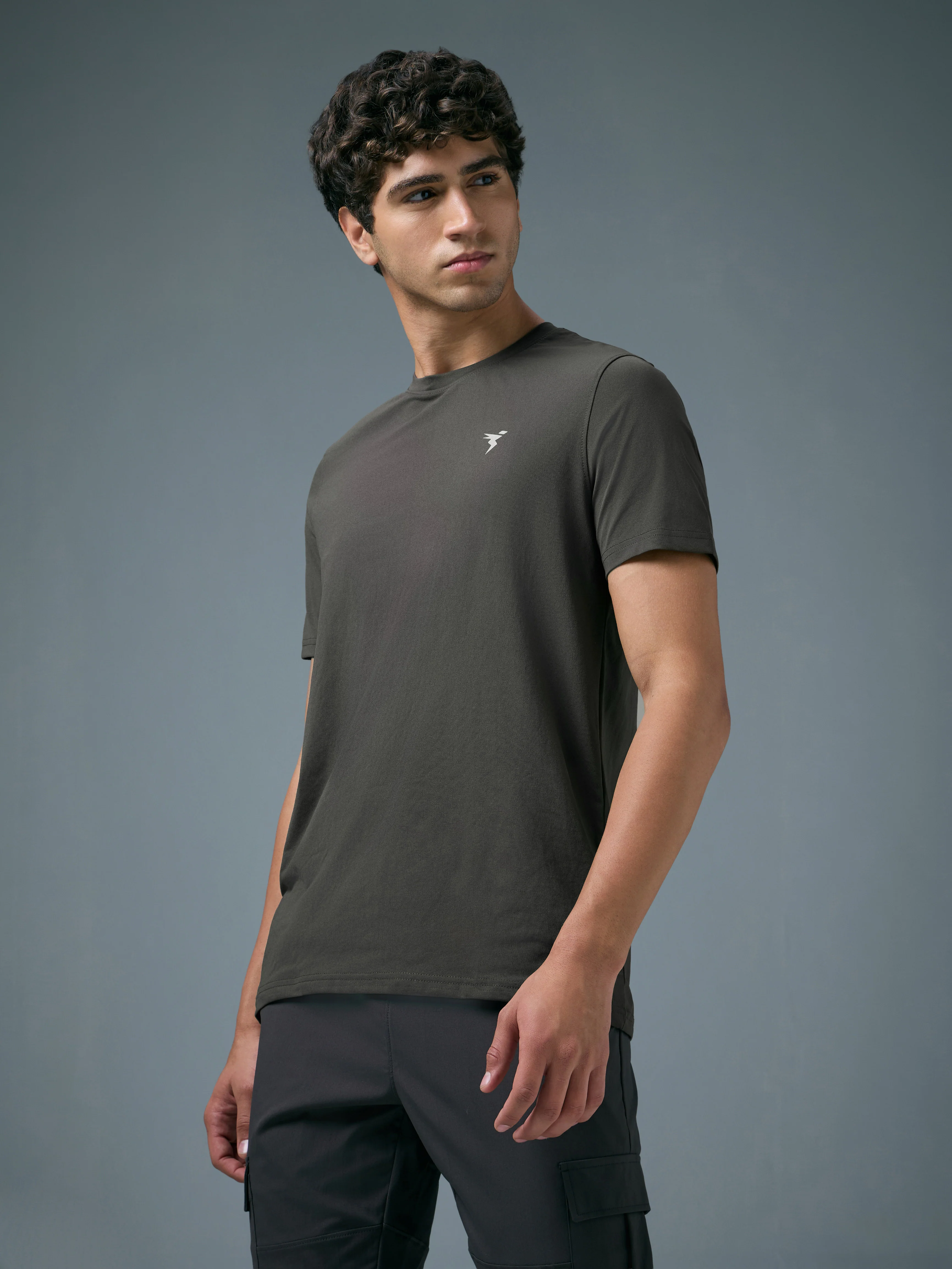 Men Solid Slim Fit Crew Neck T-shirt with COTFLEX - Image 4
