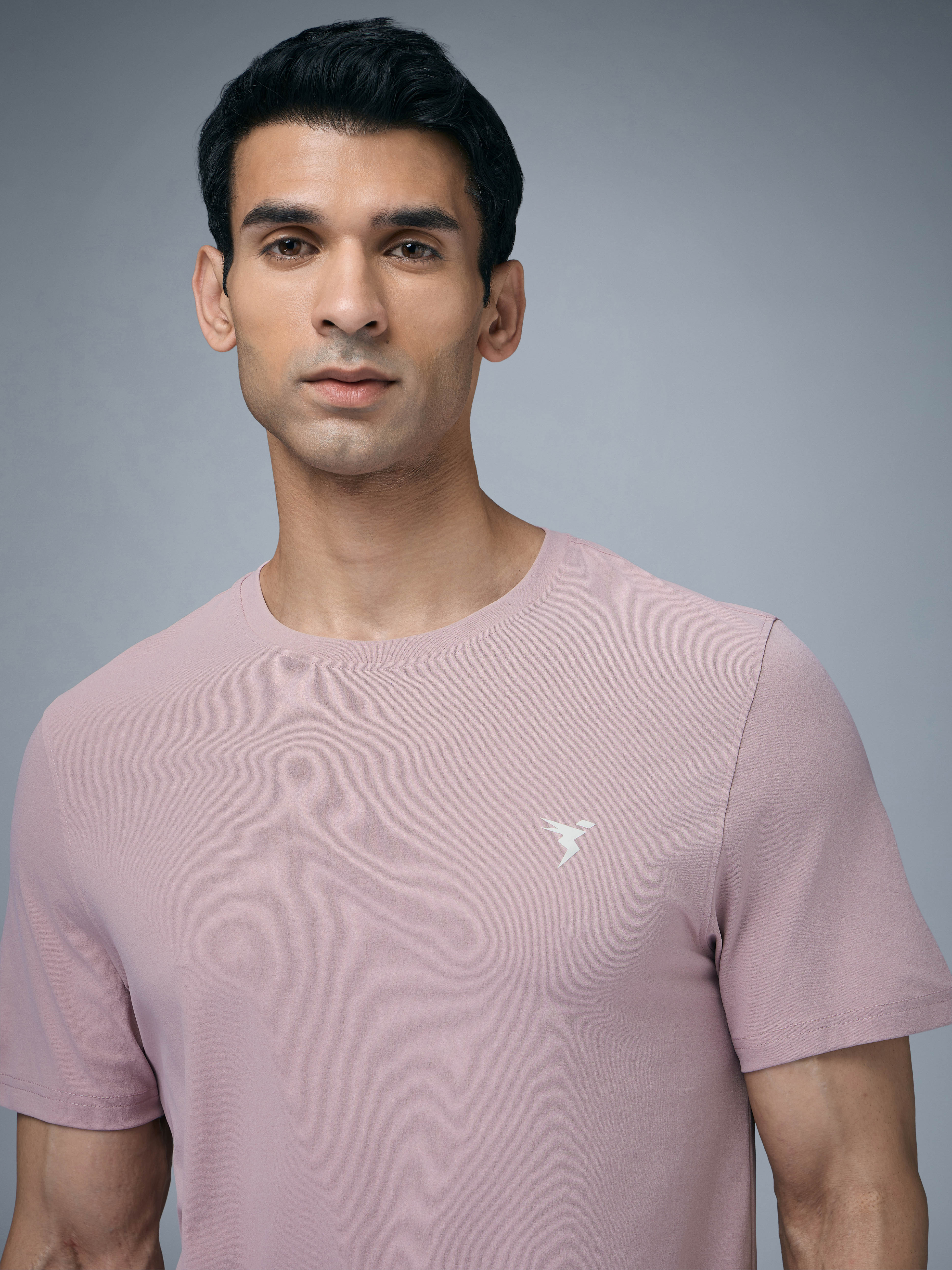 Men Solid Slim Fit Crew Neck T-shirt with COTFLEX - Image 5