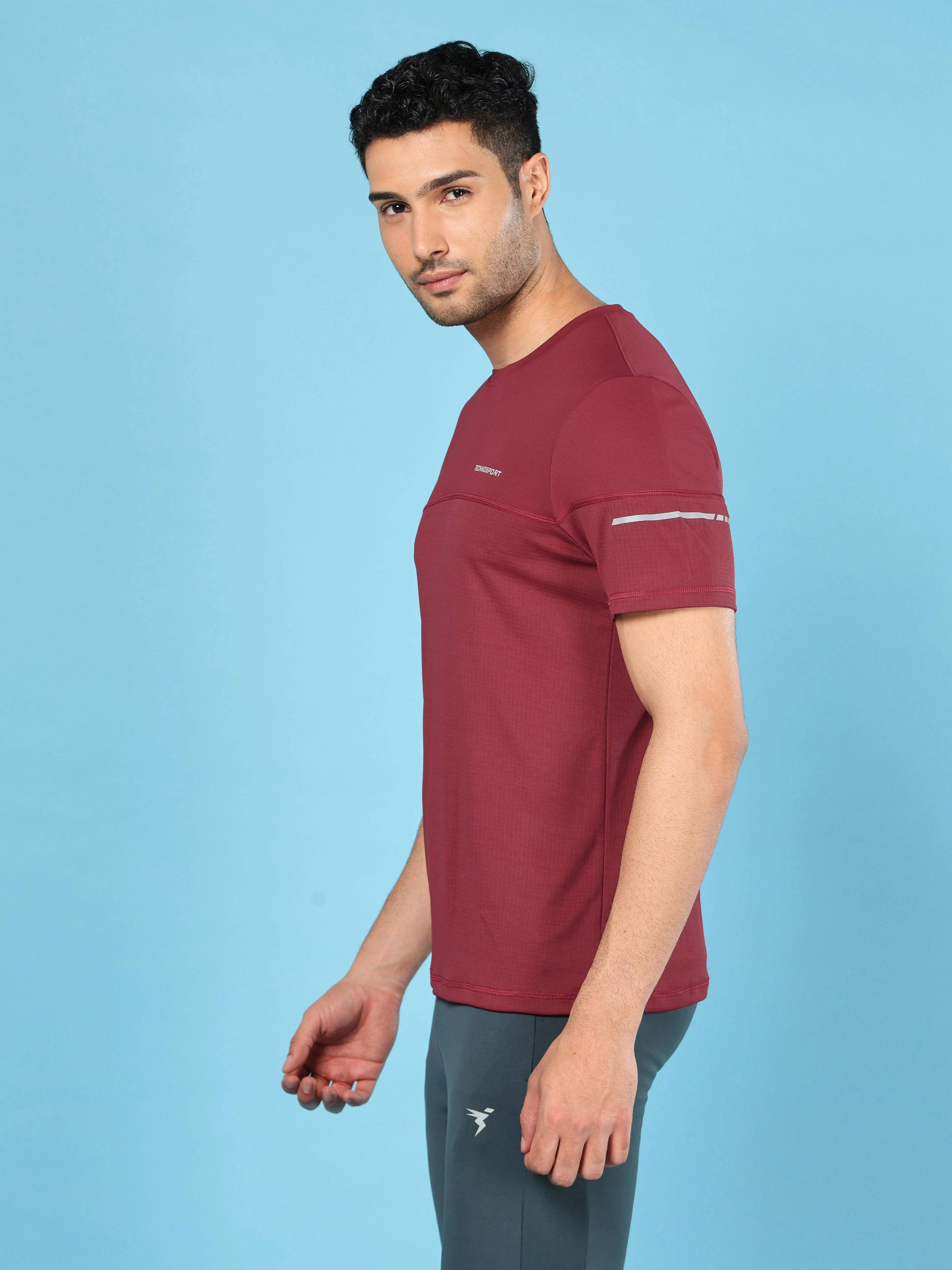 Men Solid Slim Fit Crew Neck T-shirt with DOUBLE COOL - Image 4