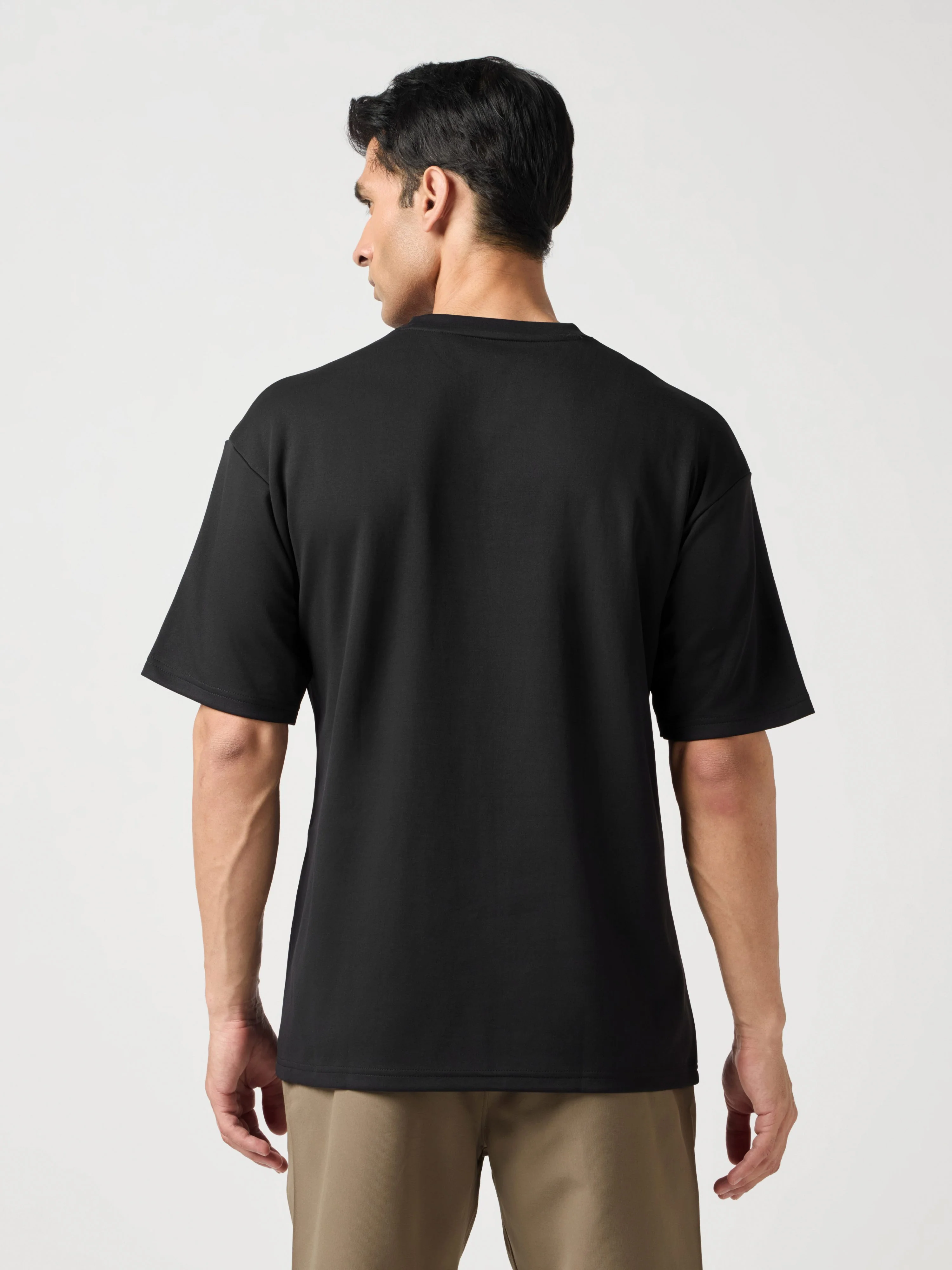 Men Solid  Oversized Crew Neck T-shirt with ELASTO PLUS - Image 3