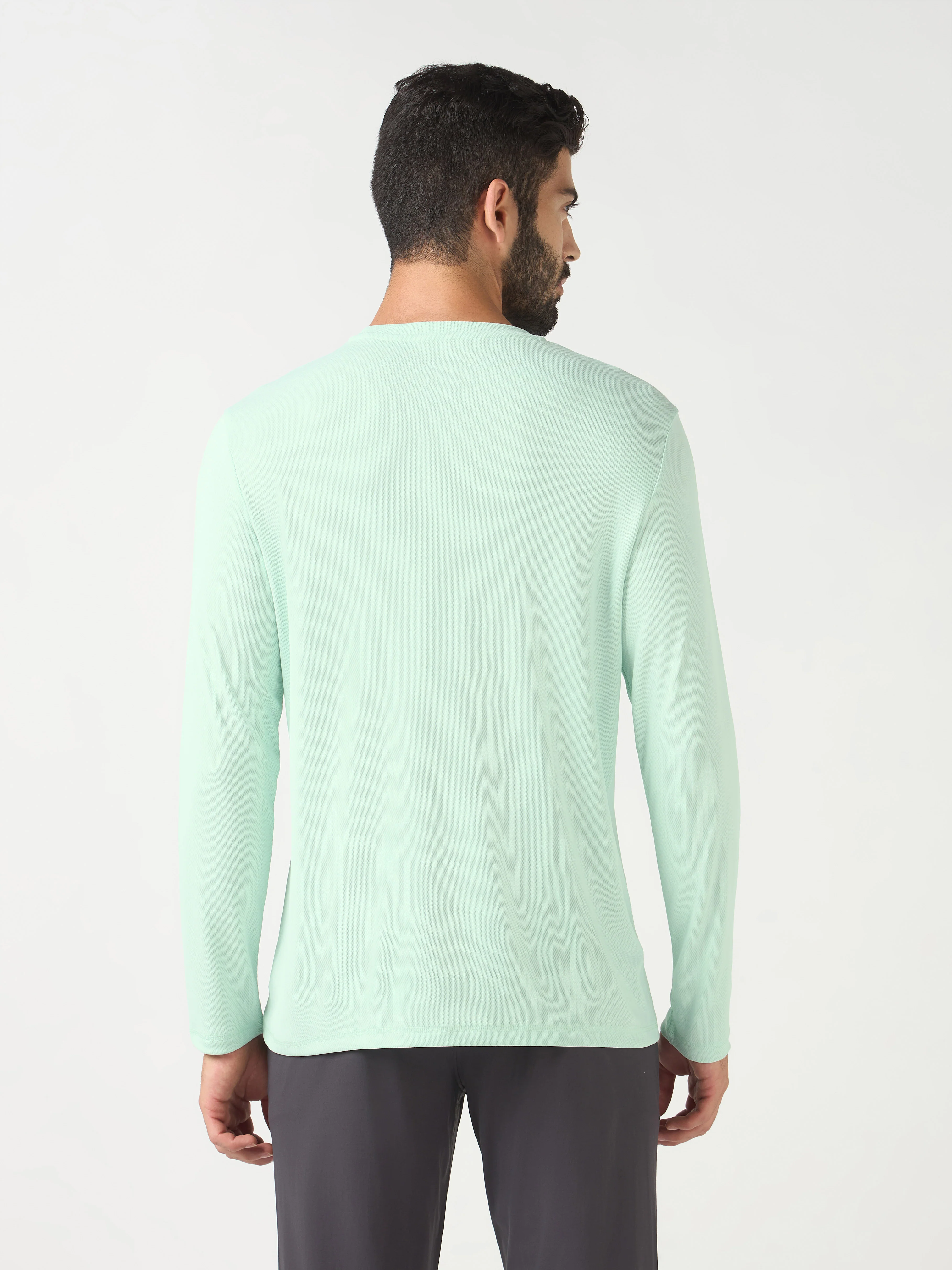Men Solid Slim Fit Crew Neck T-shirt with TECHNO COOL+ - Image 2