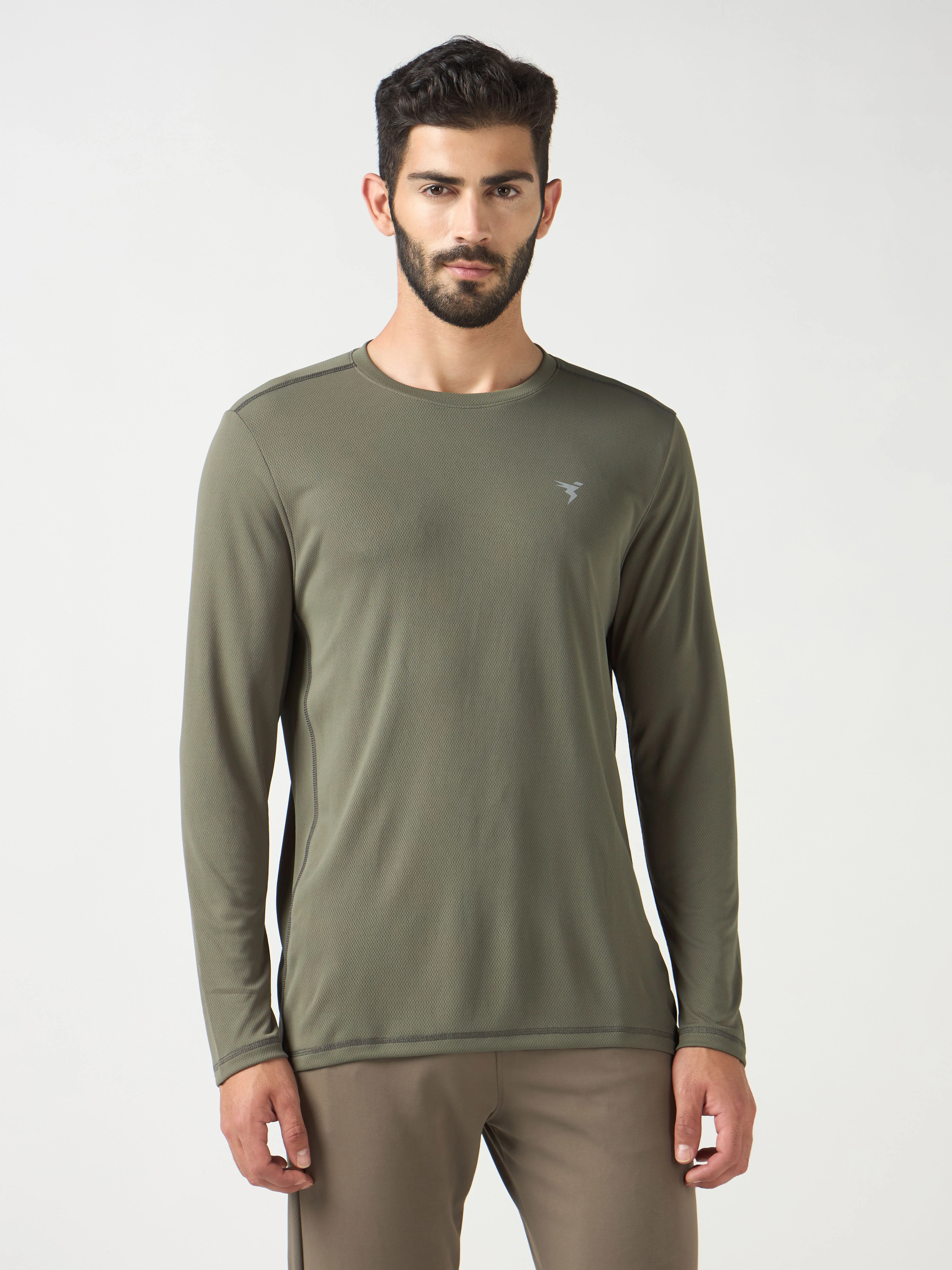Men Solid Slim Fit Crew Neck T-shirt with TECHNO COOL+ - Image 2