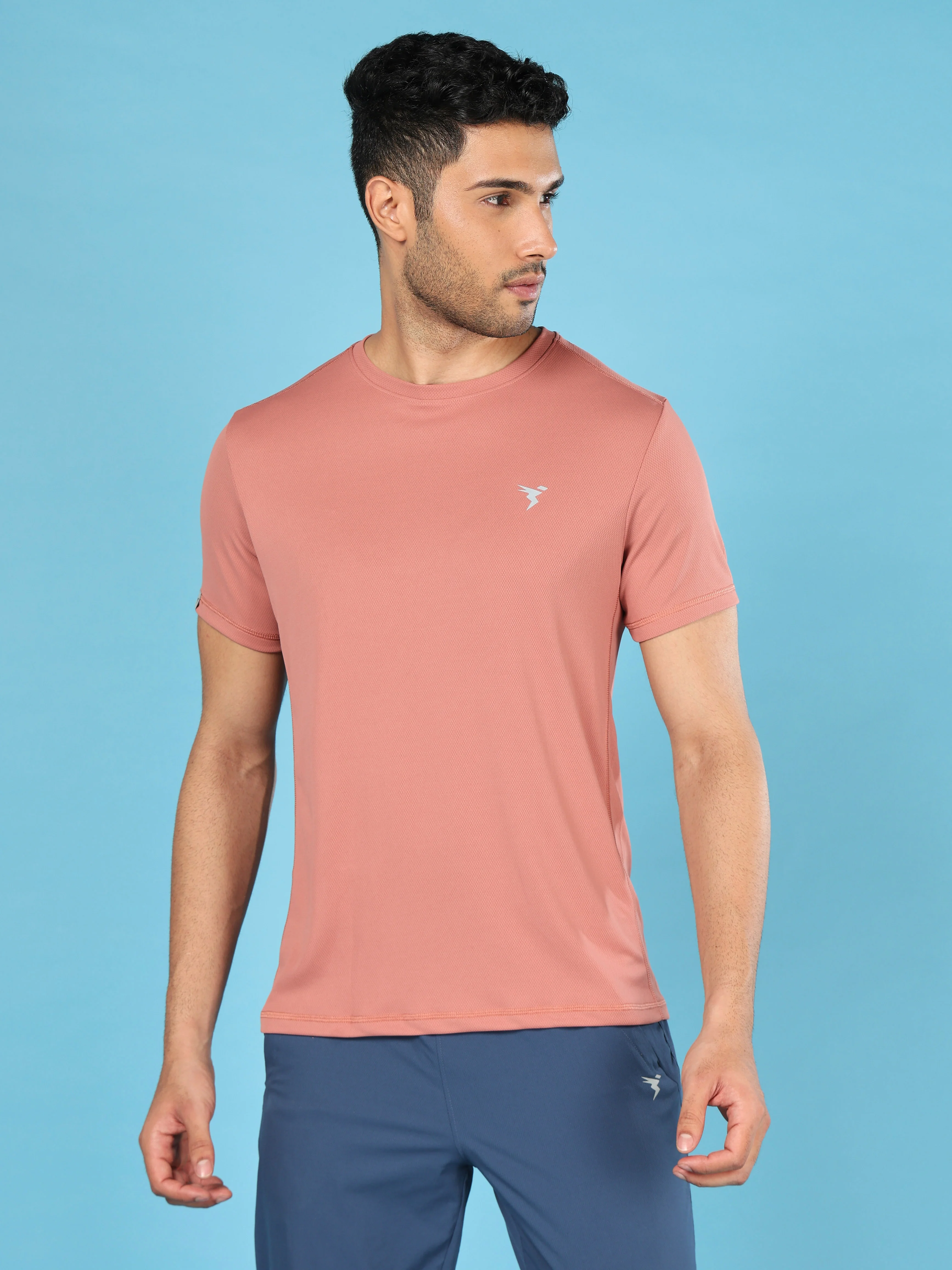 Men Solid Slim Fit Crew Neck T-shirt with TECHNO COOL+