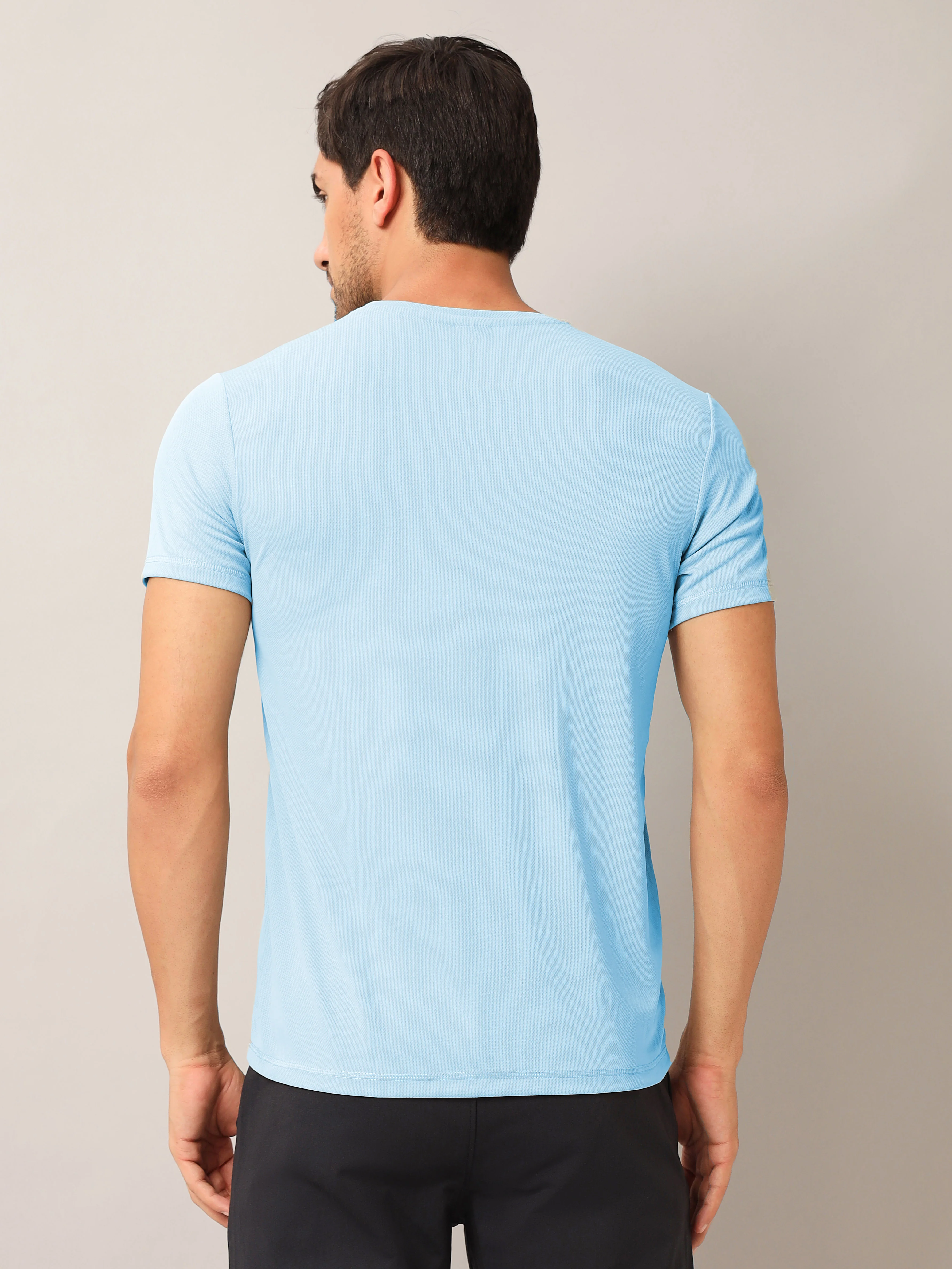 Men Solid Slim Fit Crew Neck T-shirt with TECHNO COOL+ - Image 3