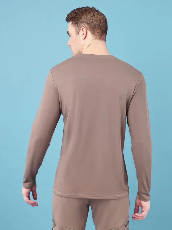 Men Solid Slim Fit Crew Neck T-shirt with TECHNO COOL+ - Image 2