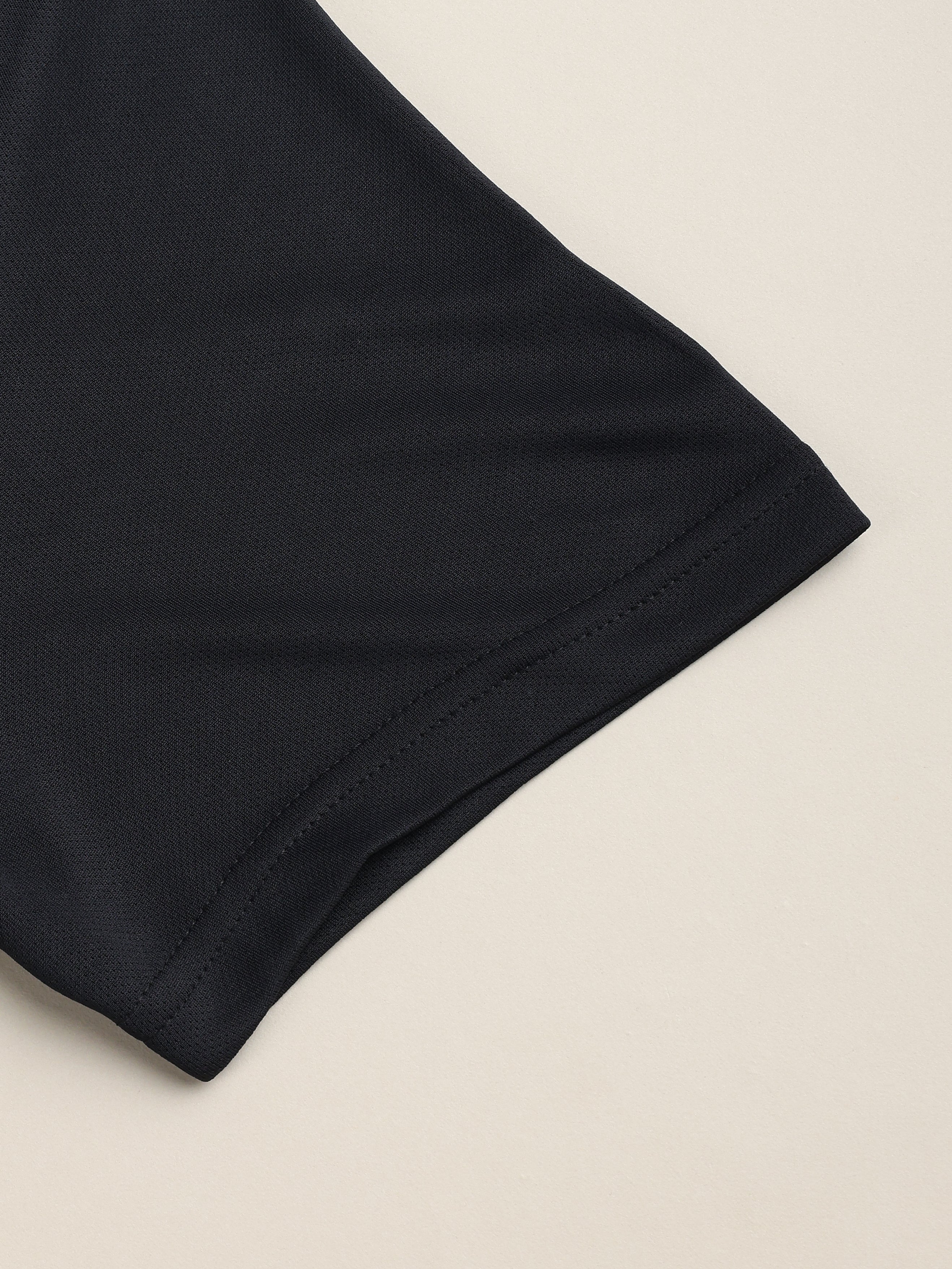 Men Solid Slim Fit Crew Neck T-shirt with TECHNO COOL+ - Image 2