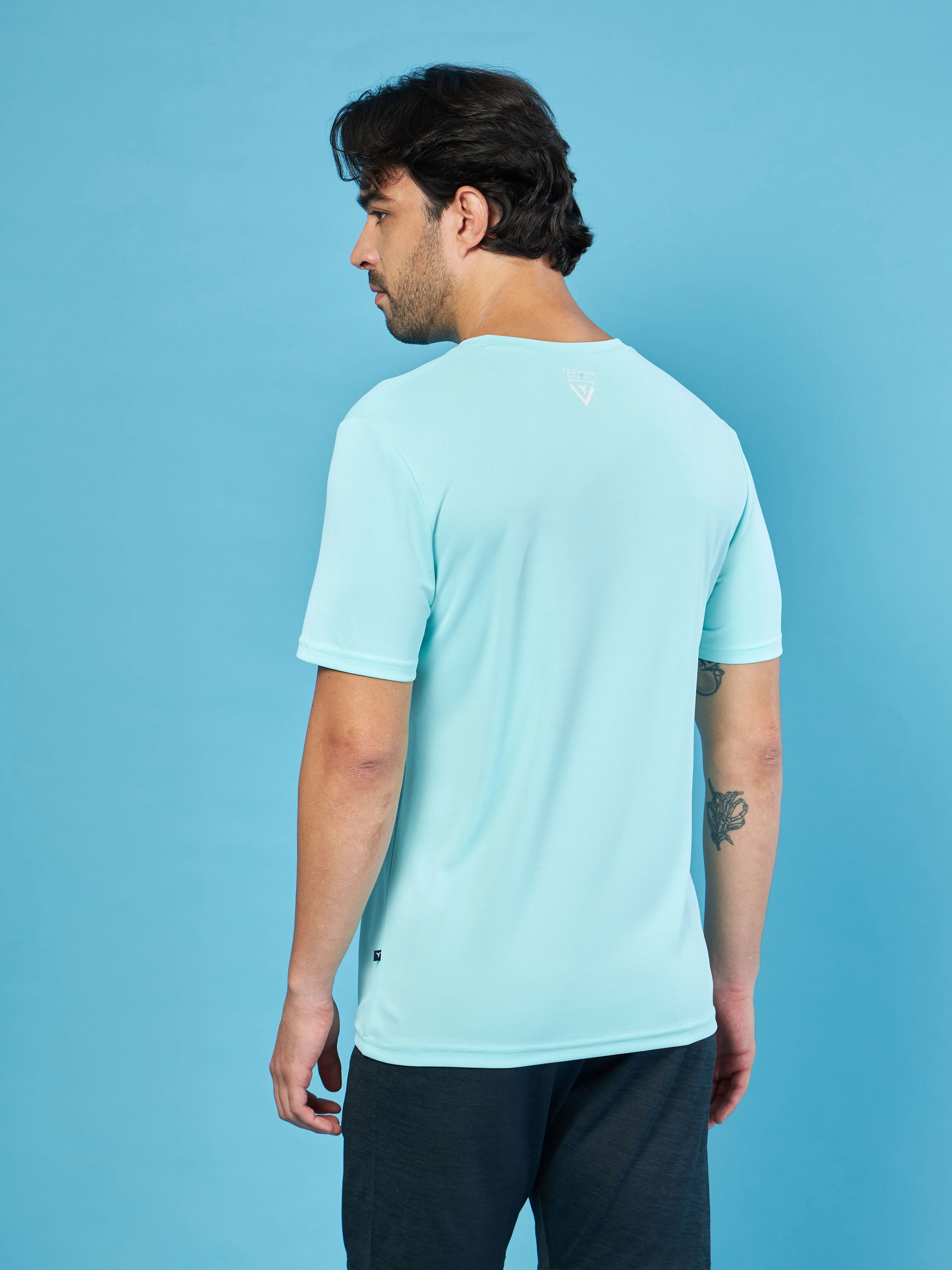 Men Solid Slim Fit Crew Neck T-shirt with TECHNO COOL+ - Image 2