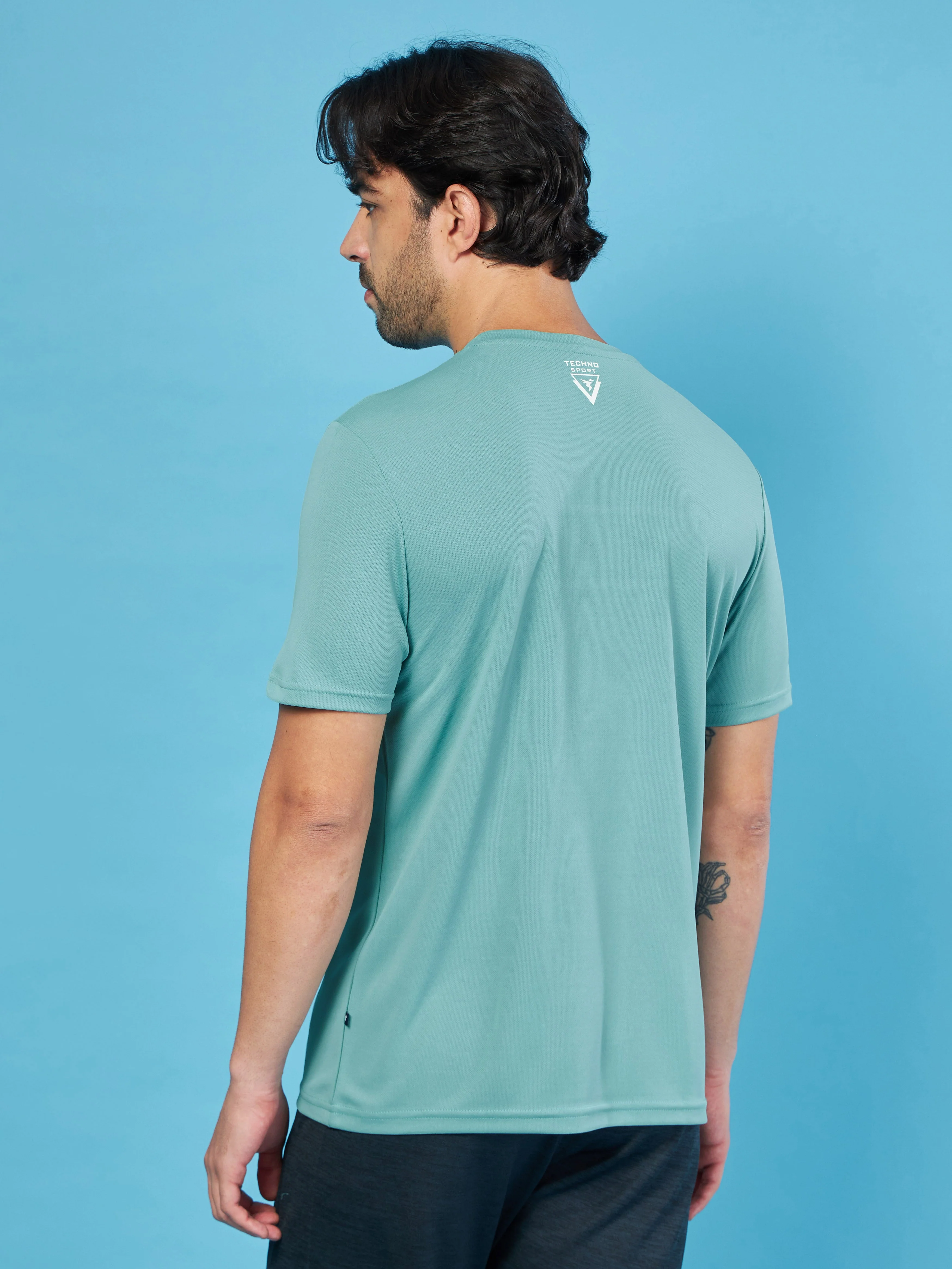 Men Solid Slim Fit Crew Neck T-shirt with TECHNO COOL+ - Image 2