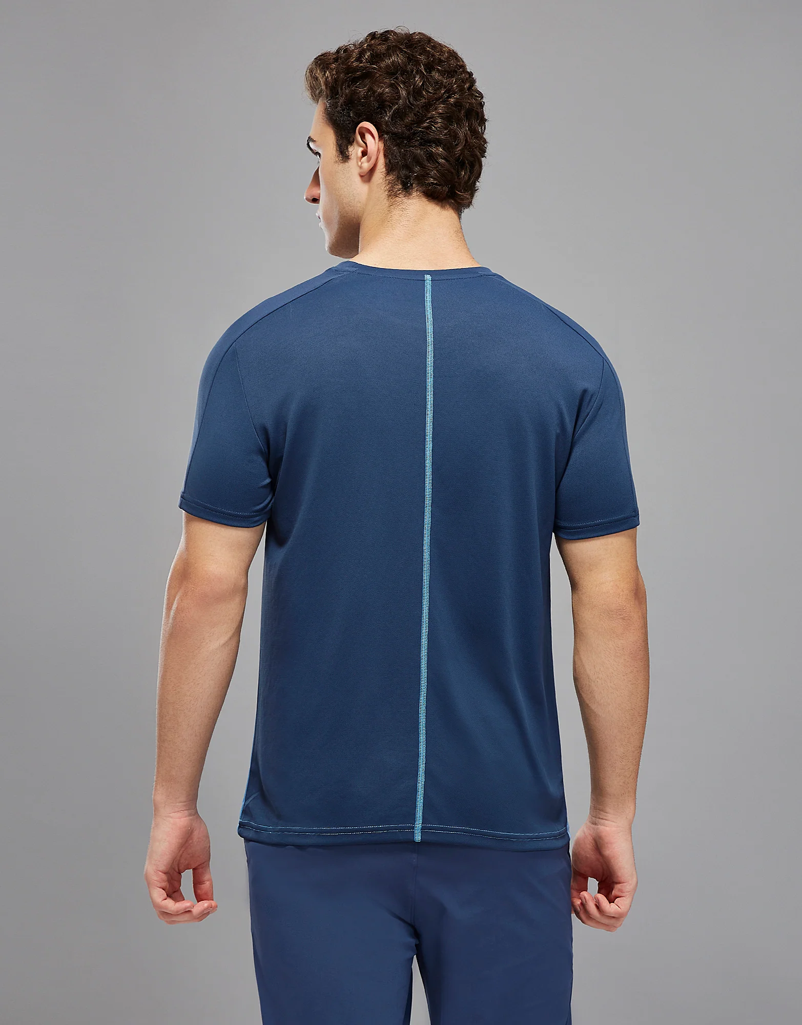 Men Solid Slim Fit Crew Neck T-shirt with TECHNO COOL+ - Image 4