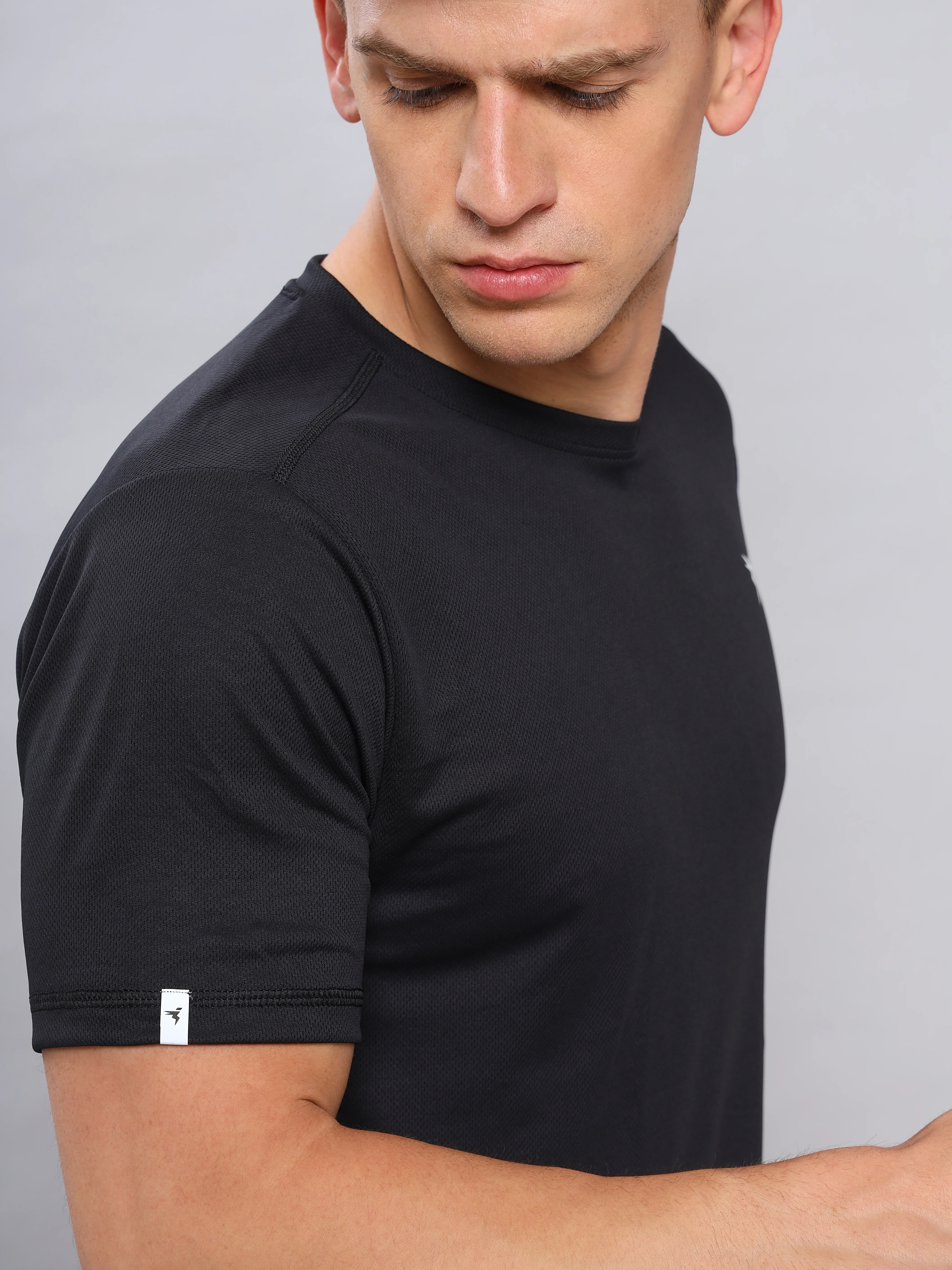 Men Solid Slim Fit Crew Neck T-shirt with TECHNO COOL+ (Pack of 2) - Image 6