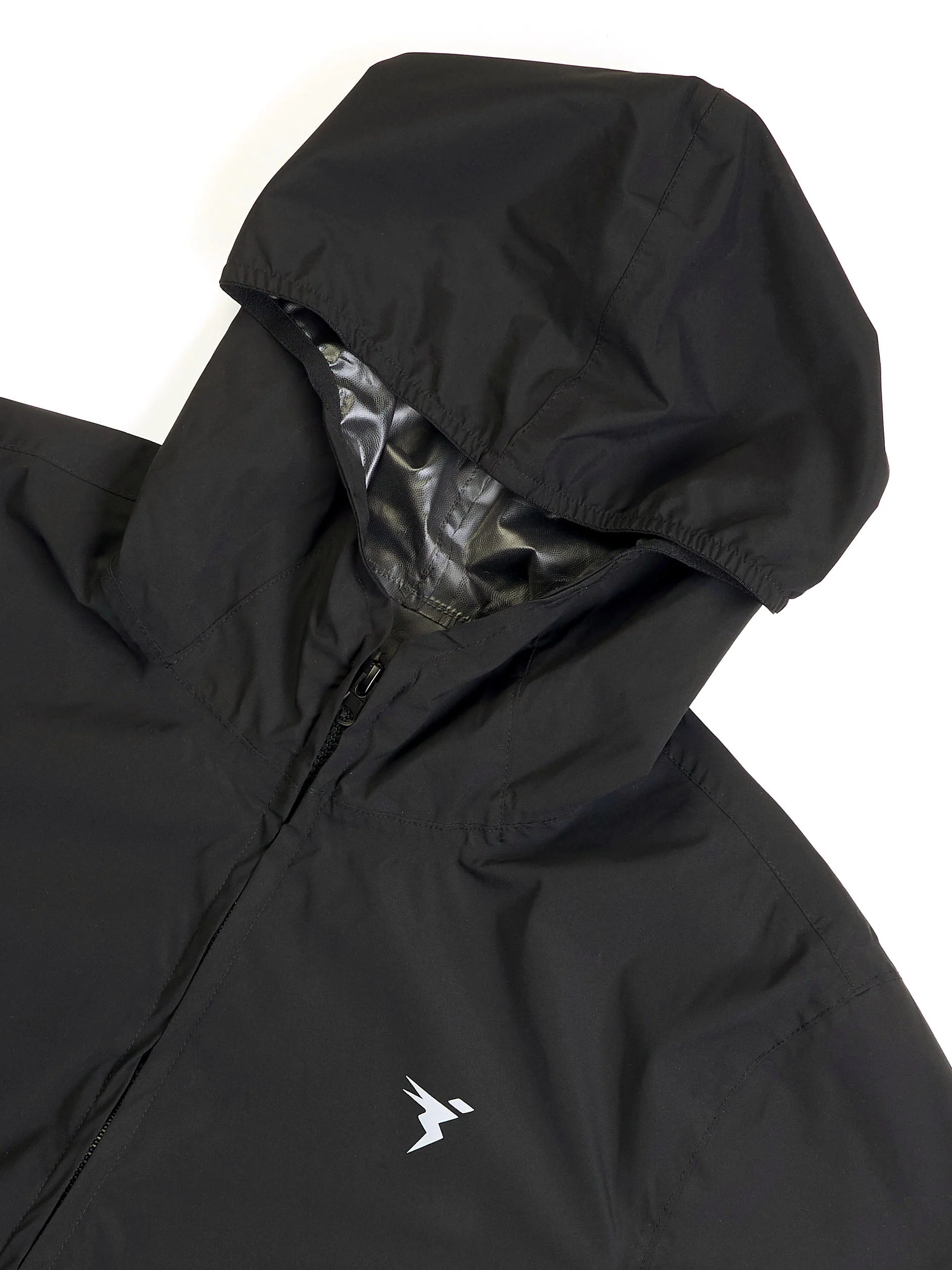 Men Solid Slim Fit Hooded Wrinkle Free Raincoat - Image 8