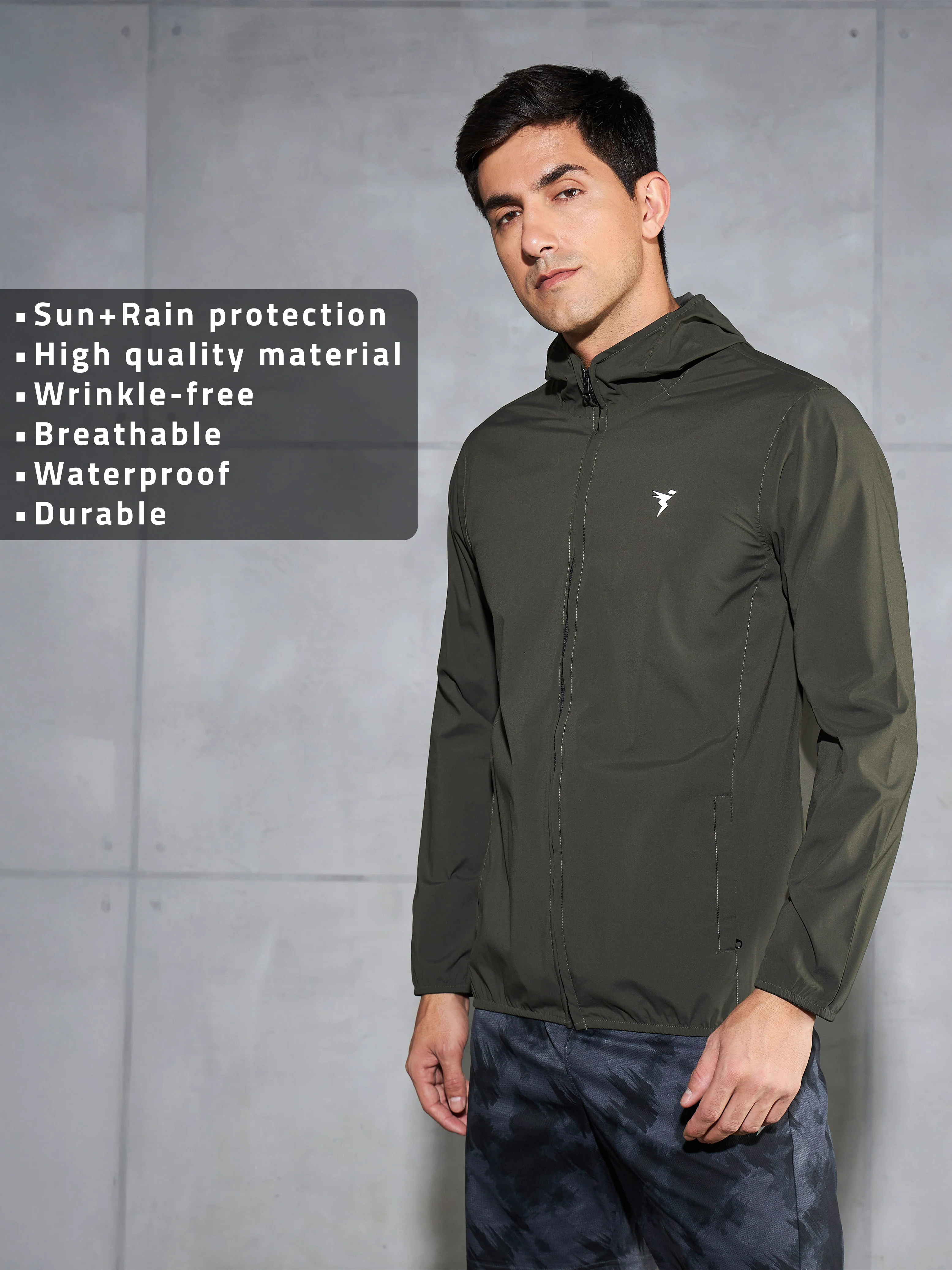 Men Solid Slim Fit Hooded Wrinkle Free Raincoat - Image 6