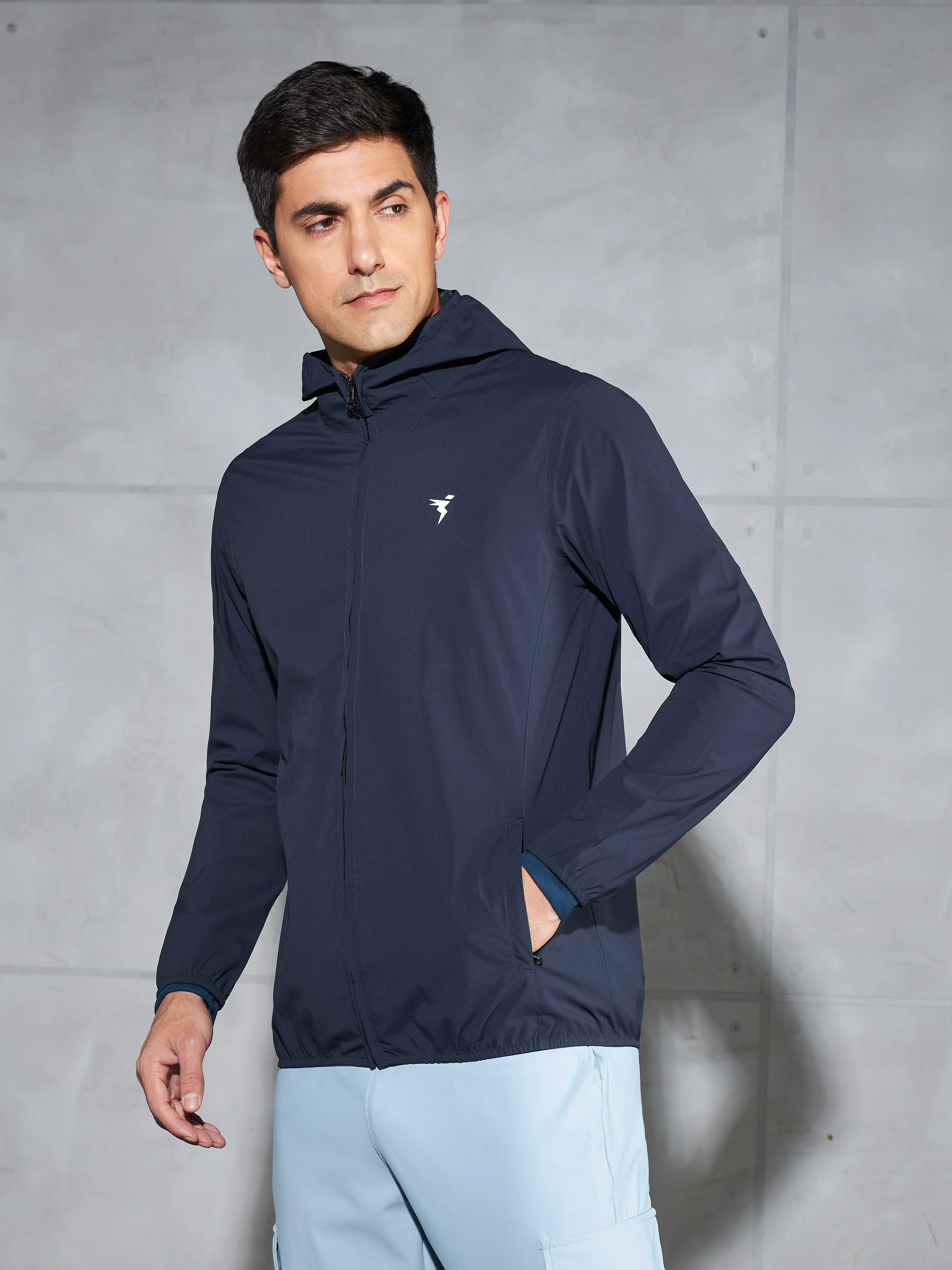 Men Solid Slim Fit Hooded Wrinkle Free Raincoat