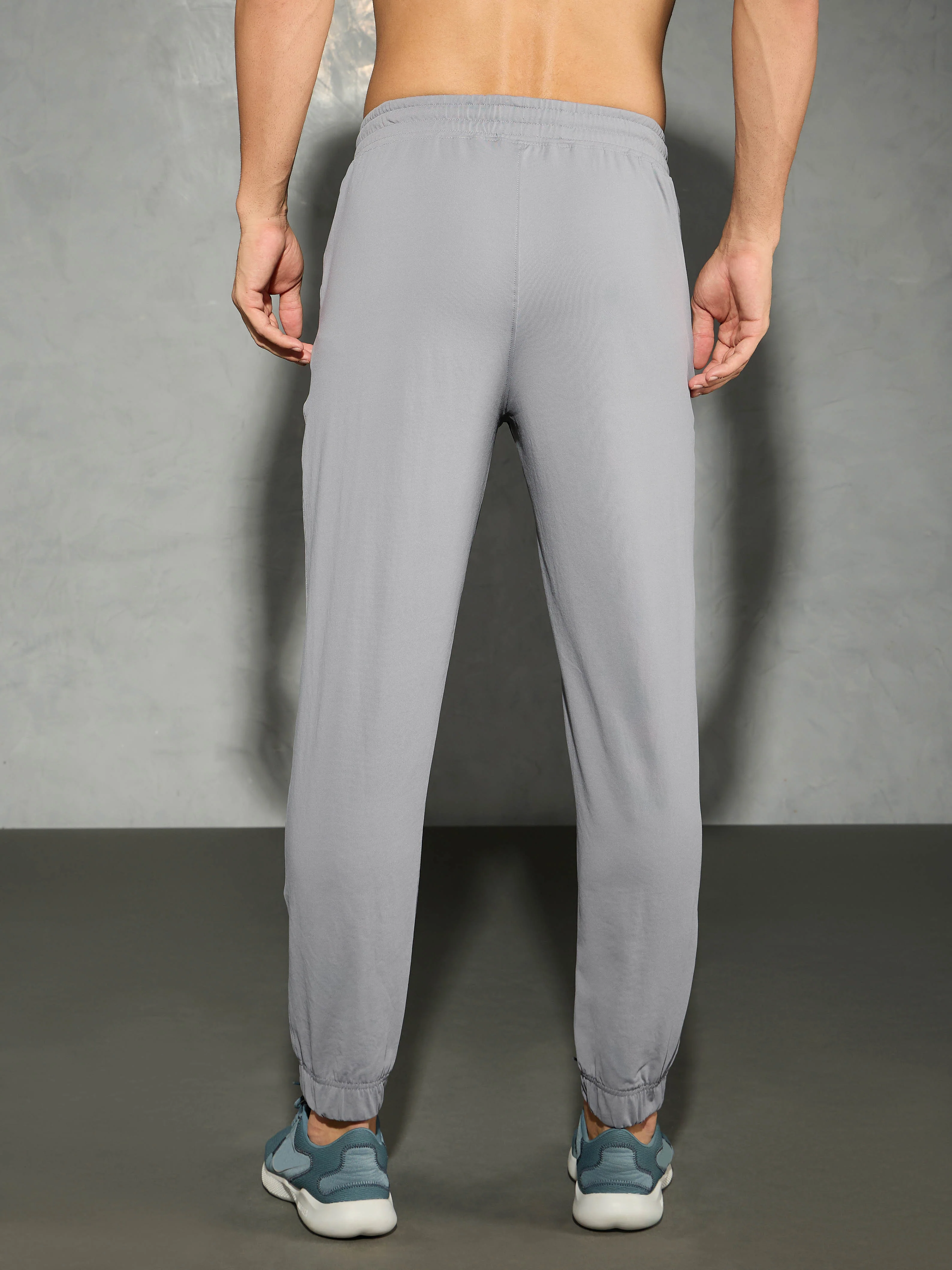 Men Solid Slim Fit Joggers with ELASTOPLUS - Image 3