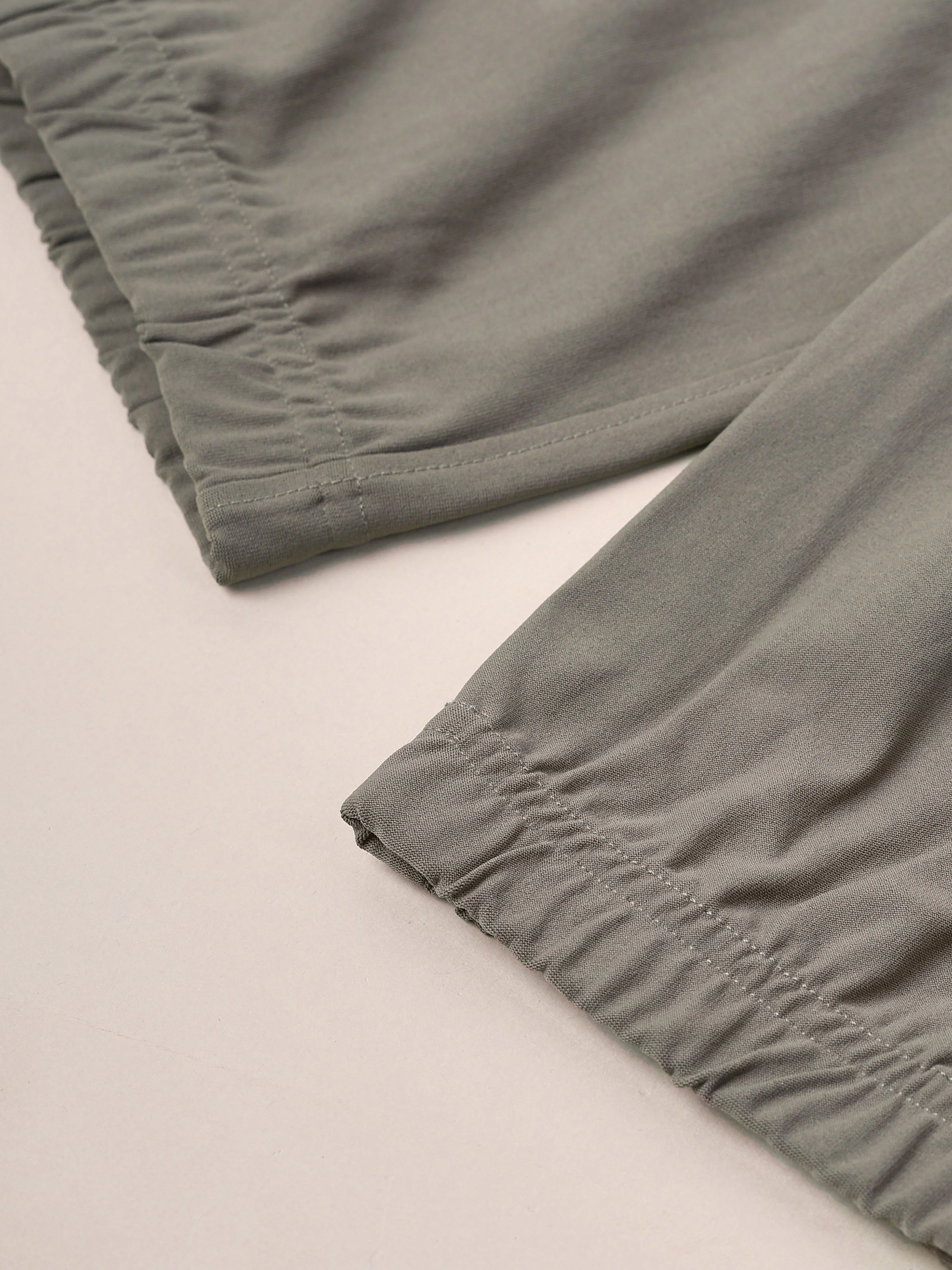 Men Solid Slim Fit Joggers with ELASTOPLUS - Image 9