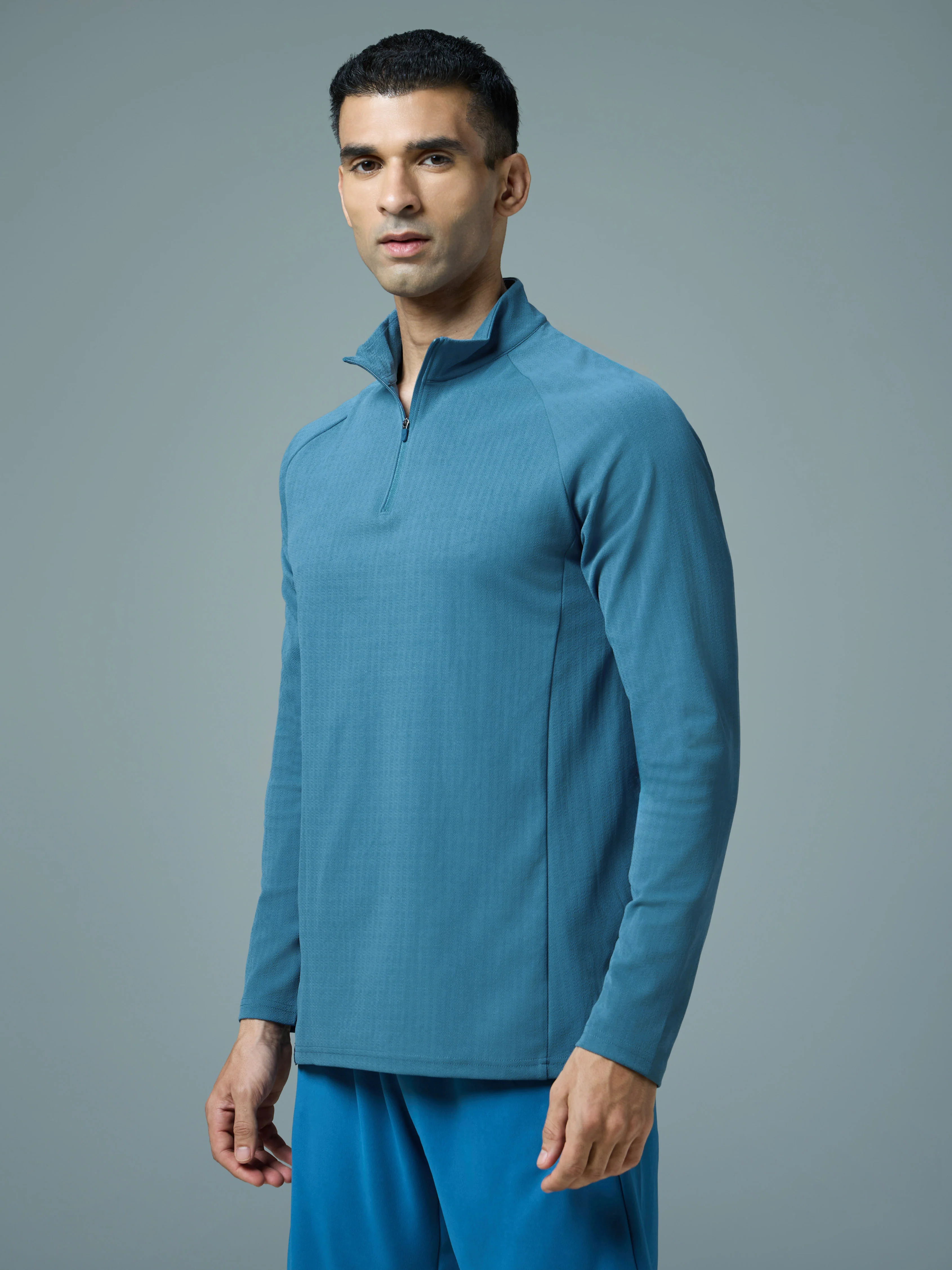 Men Solid Slim Fit Mock Neck Sports T-shirt with ELASTO PLUS - Image 4