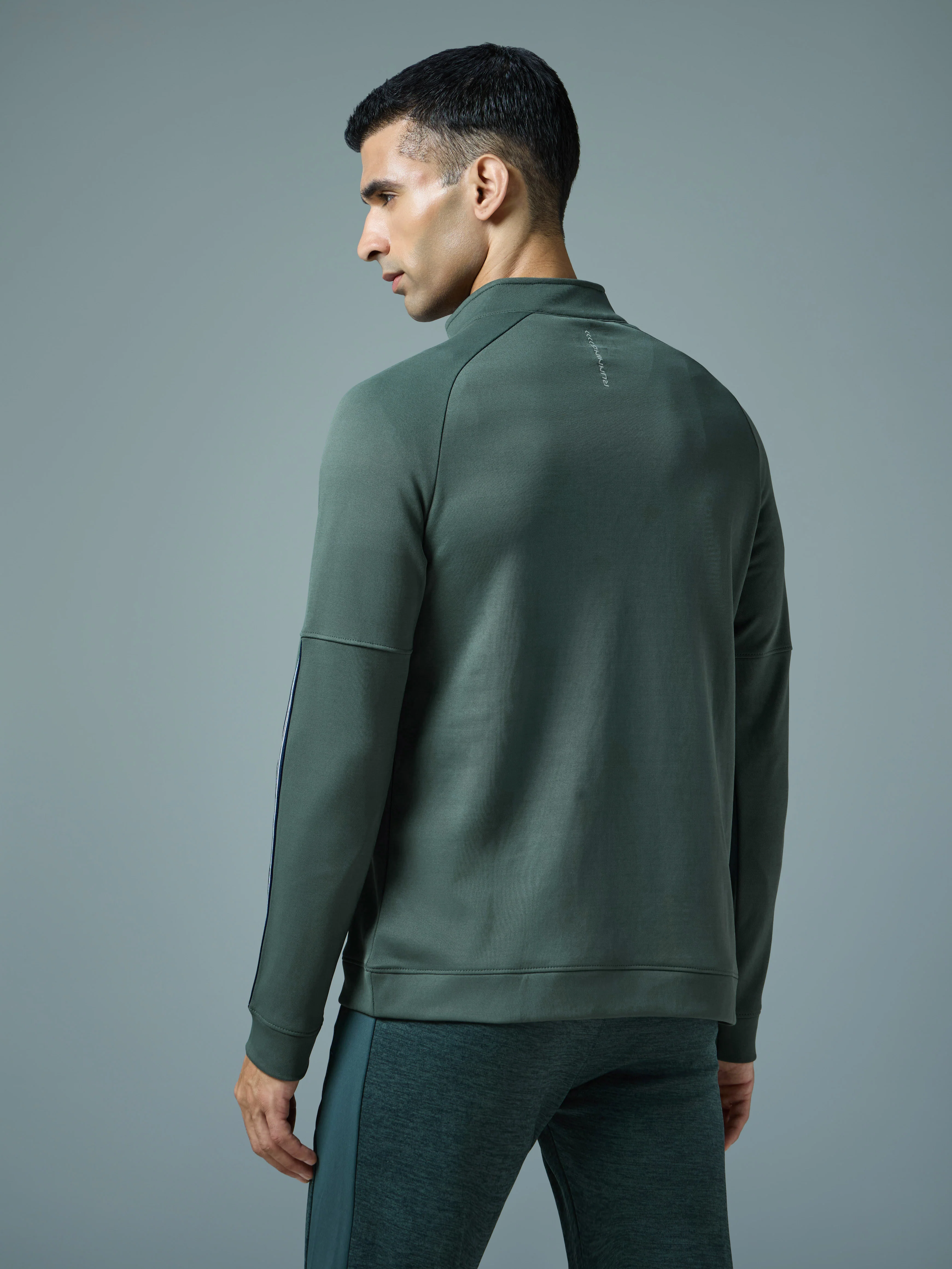 Men Solid Slim Fit Mock Neck Sweatshirt with ELASTO PLUS - Image 3