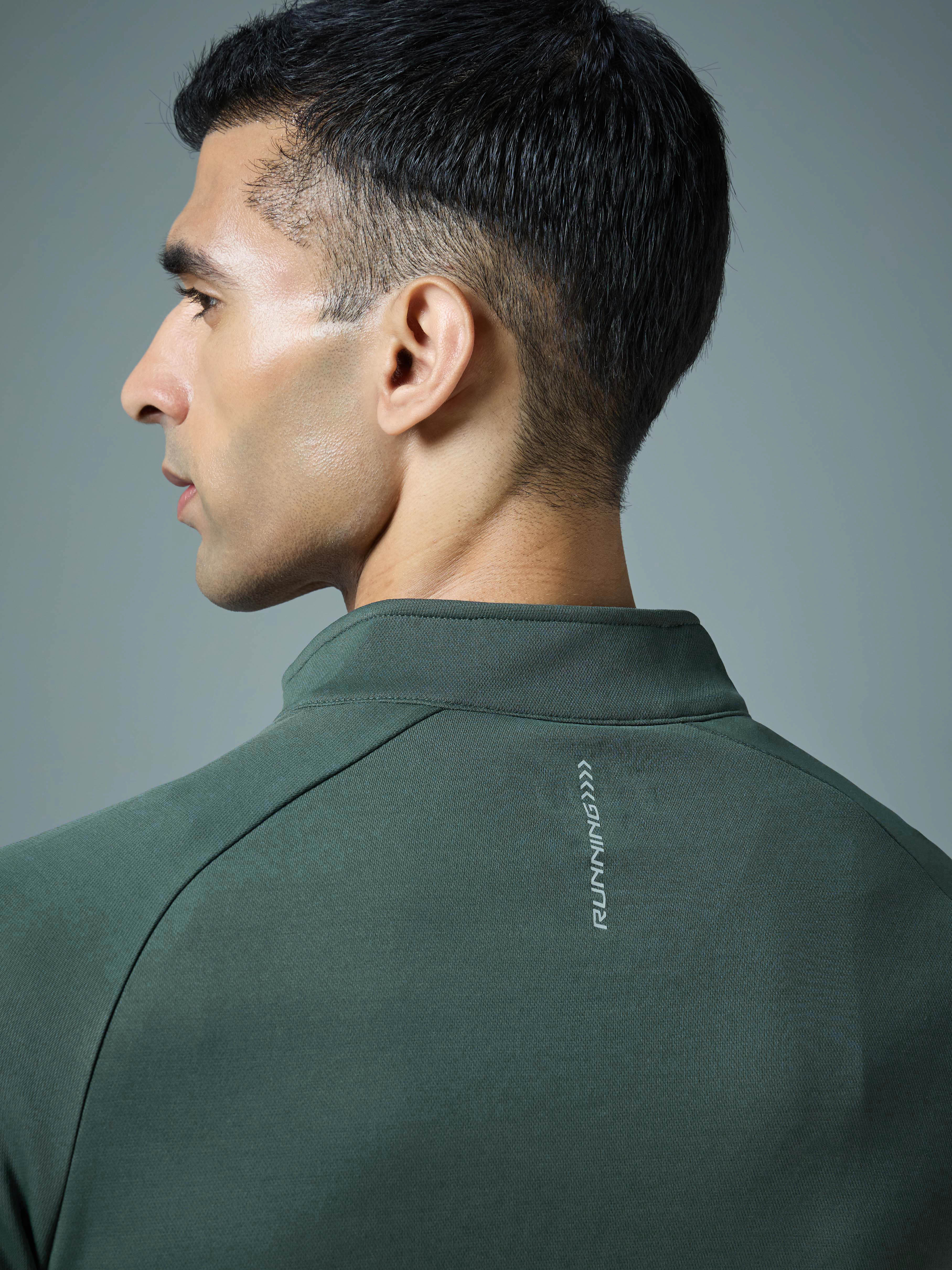 Men Solid Slim Fit Mock Neck Sweatshirt with ELASTO PLUS - Image 7