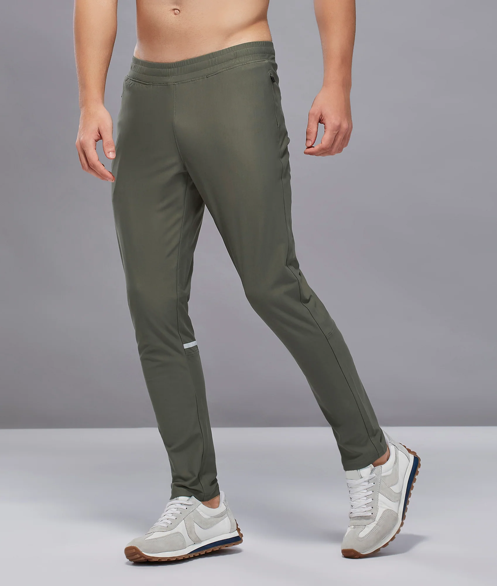 Men Solid Slim Fit Mock Tracksuits with DURACOOL+ - Image 5