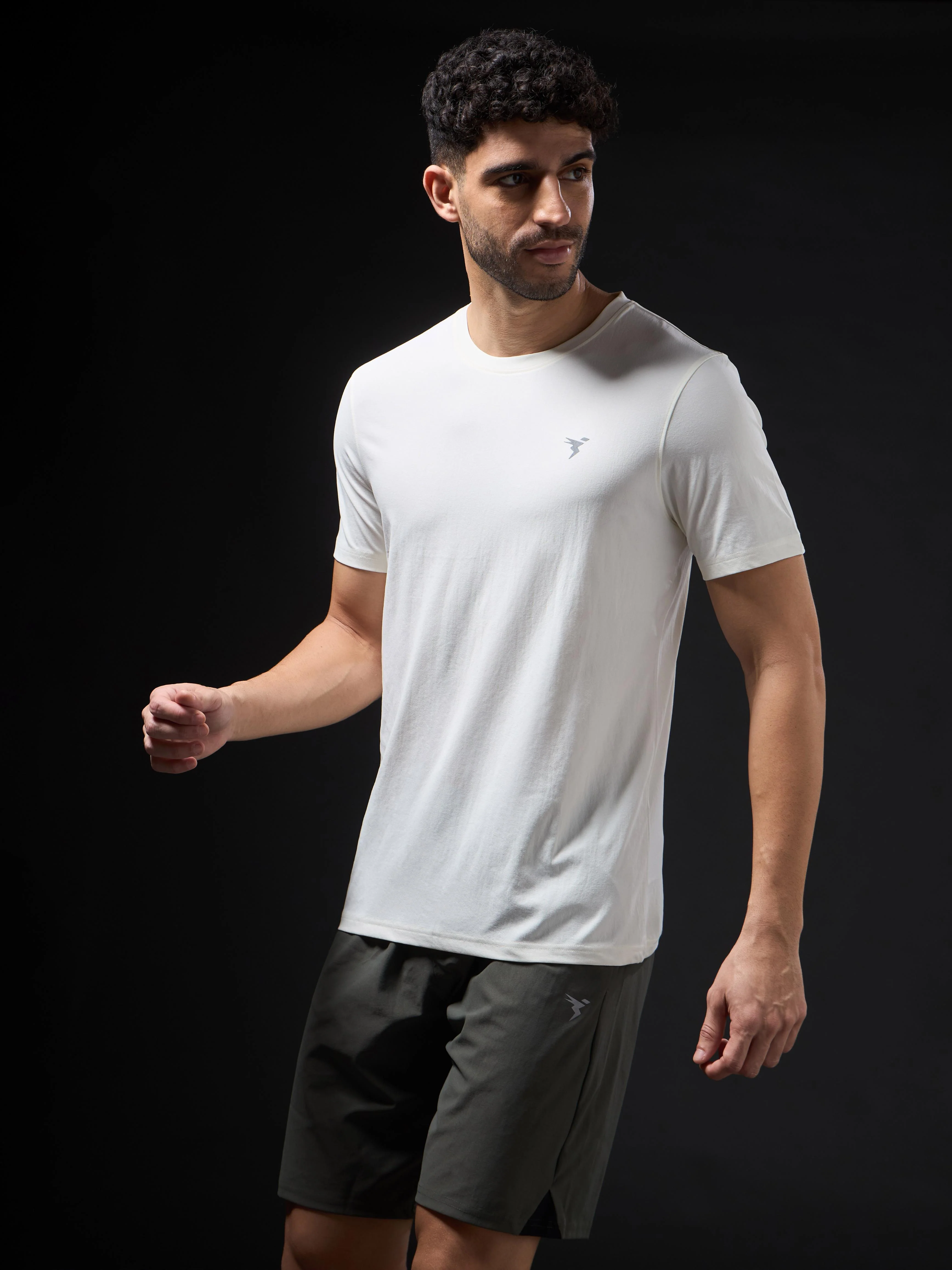 Men Solid Slim Fit pack of 2 Crew Neck T-shirt with COTFLEX - Image 4